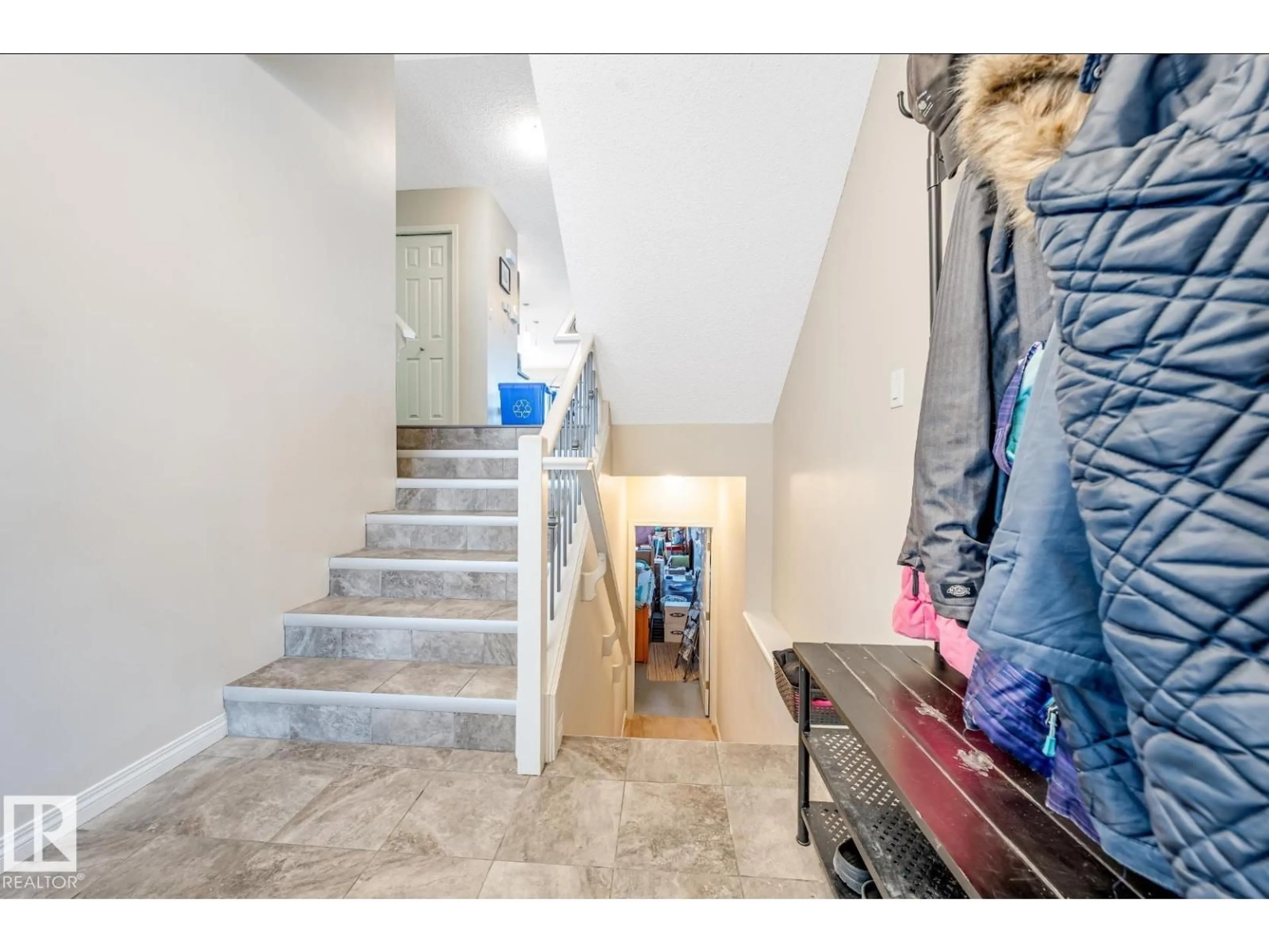 Unknown for 3109 CARPENTER LANDING SW, Edmonton Alberta T6W2Y9