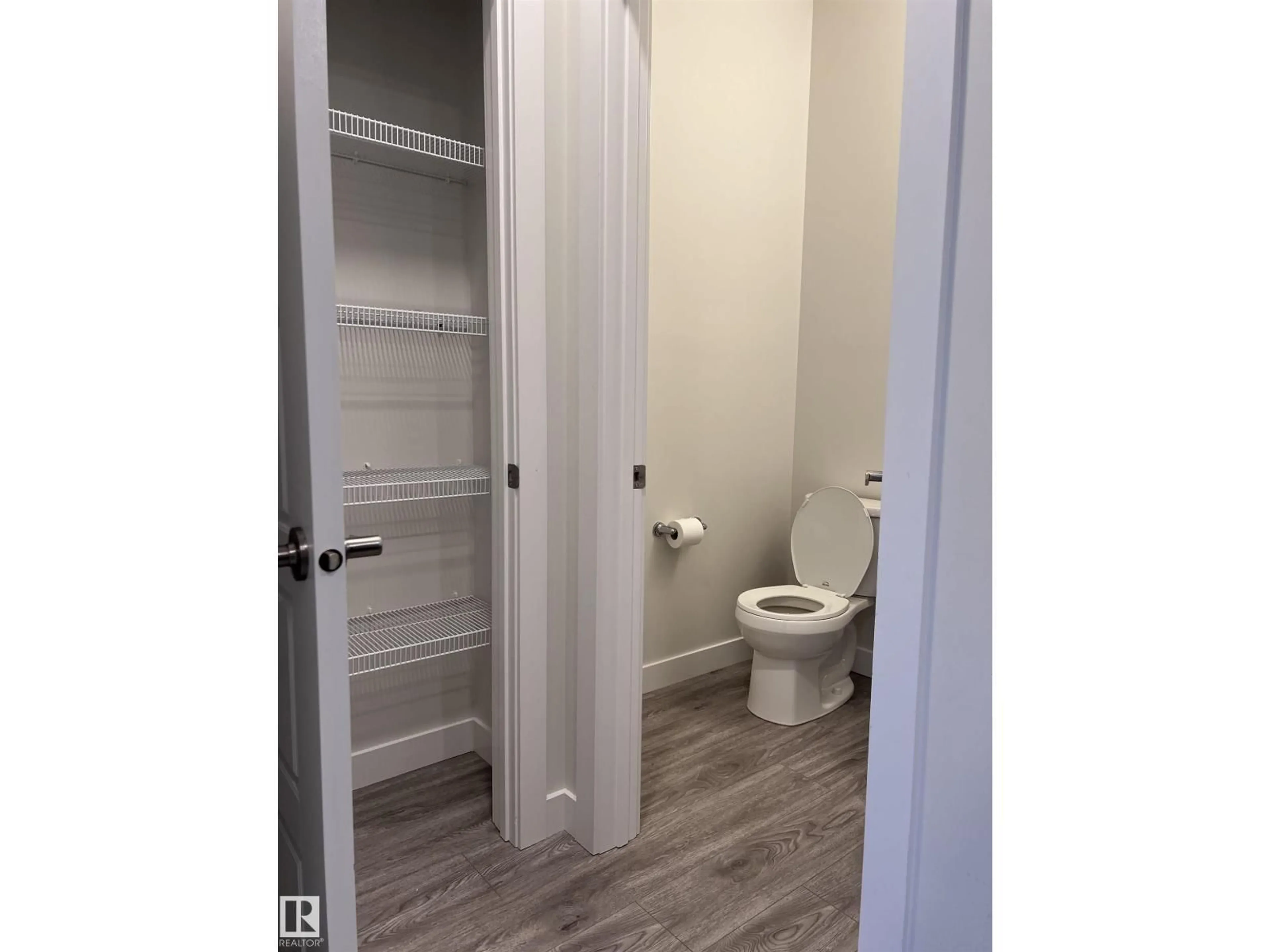 A pic of a room for #90 - 804 WELSH DR, Edmonton Alberta T6X1T8