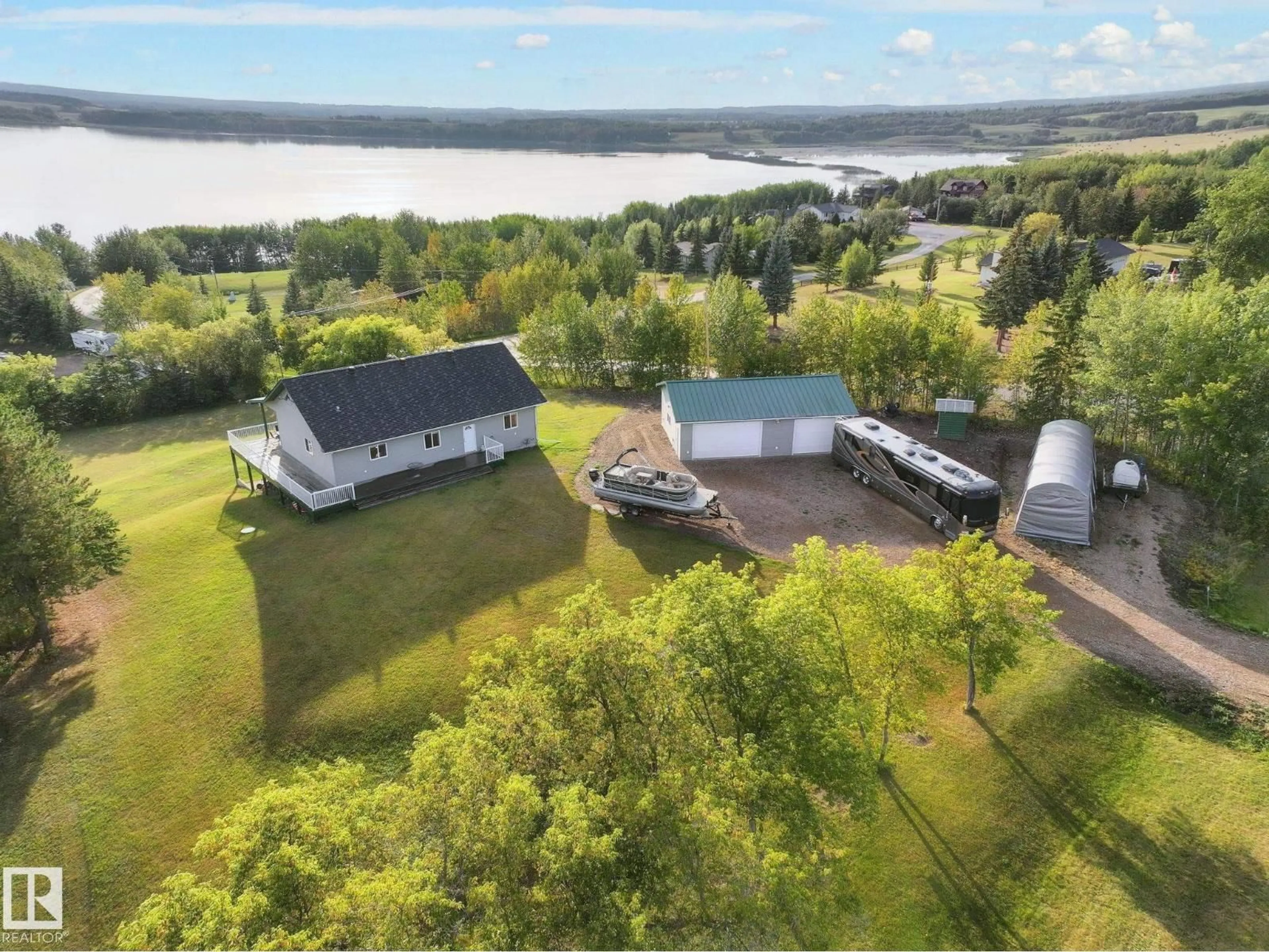 A pic from outside/outdoor area/front of a property/back of a property/a pic from drone, water/lake/river/ocean view for 418 MONS VIEW WAY, Rural Smoky Lake County Alberta T0A3C0