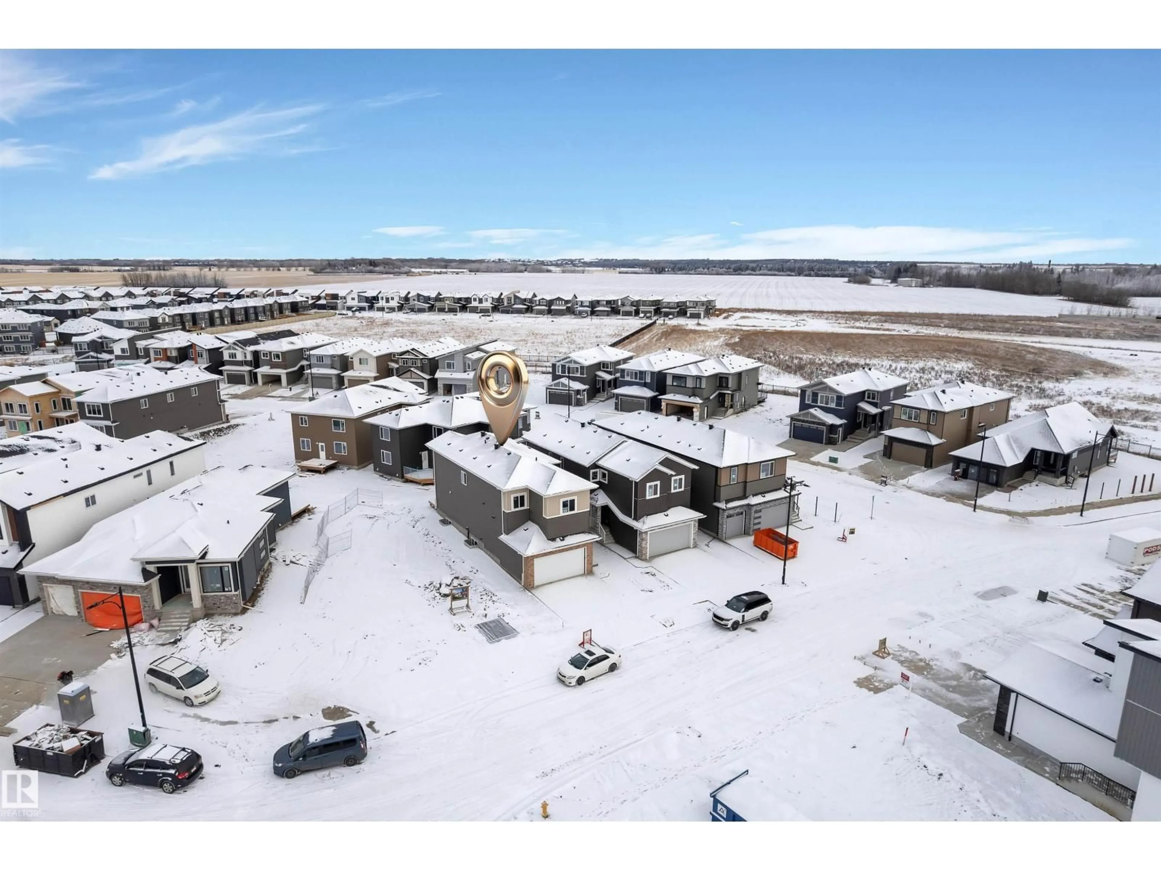 A pic from outside/outdoor area/front of a property/back of a property/a pic from drone, unknown for 31 ELDRIDGE PT, St. Albert Alberta T8N8C3