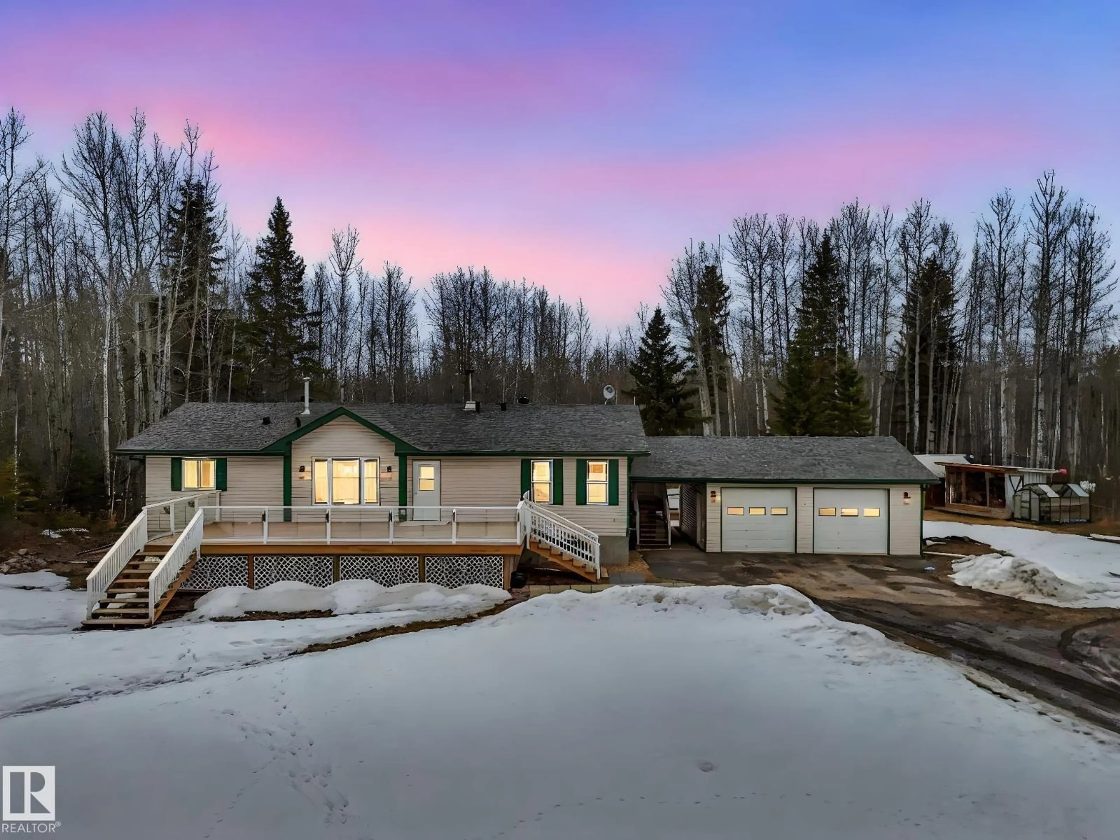 A pic from outside/outdoor area/front of a property/back of a property/a pic from drone, mountain view for 636 462014 RGE ROAD 10, Rural Wetaskiwin County Alberta T0C2V0