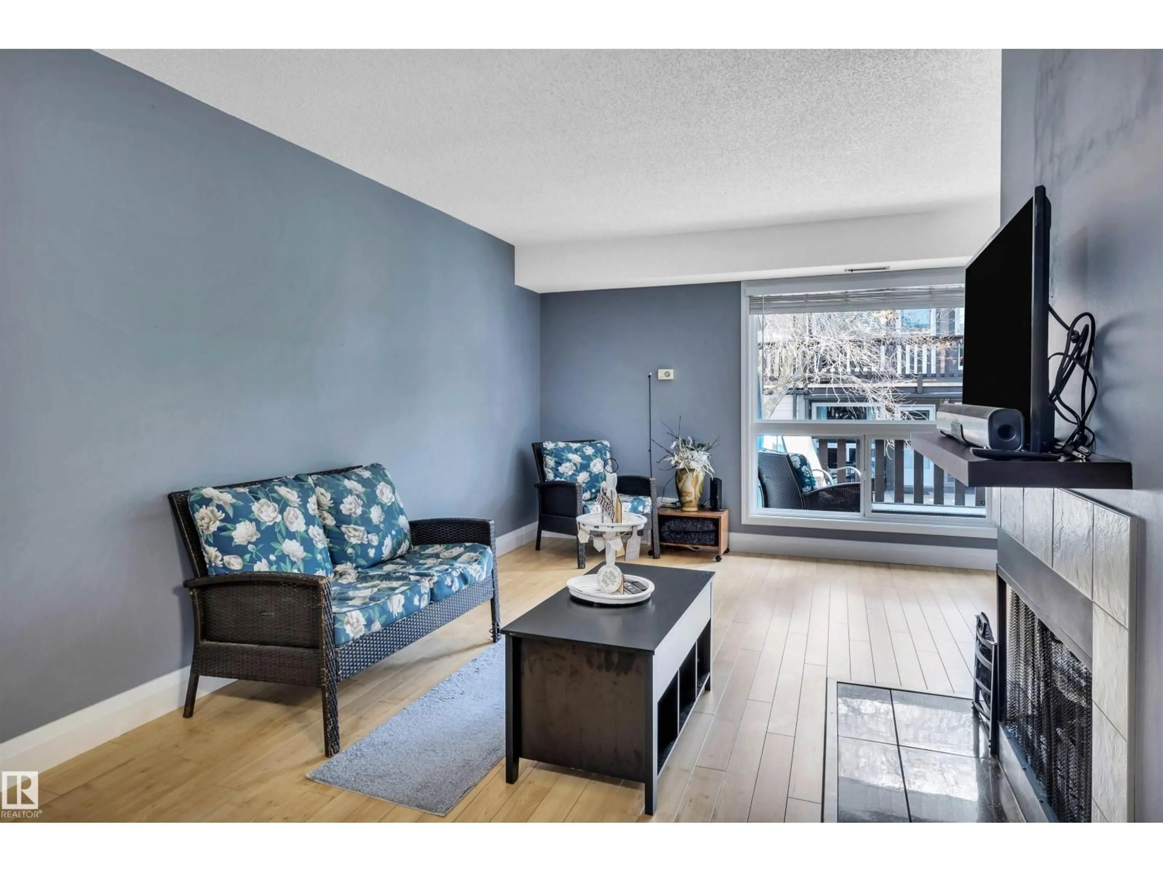 Living room with furniture, unknown for 70 - 148 WOODLANDS RD, St. Albert Alberta T8N5H2