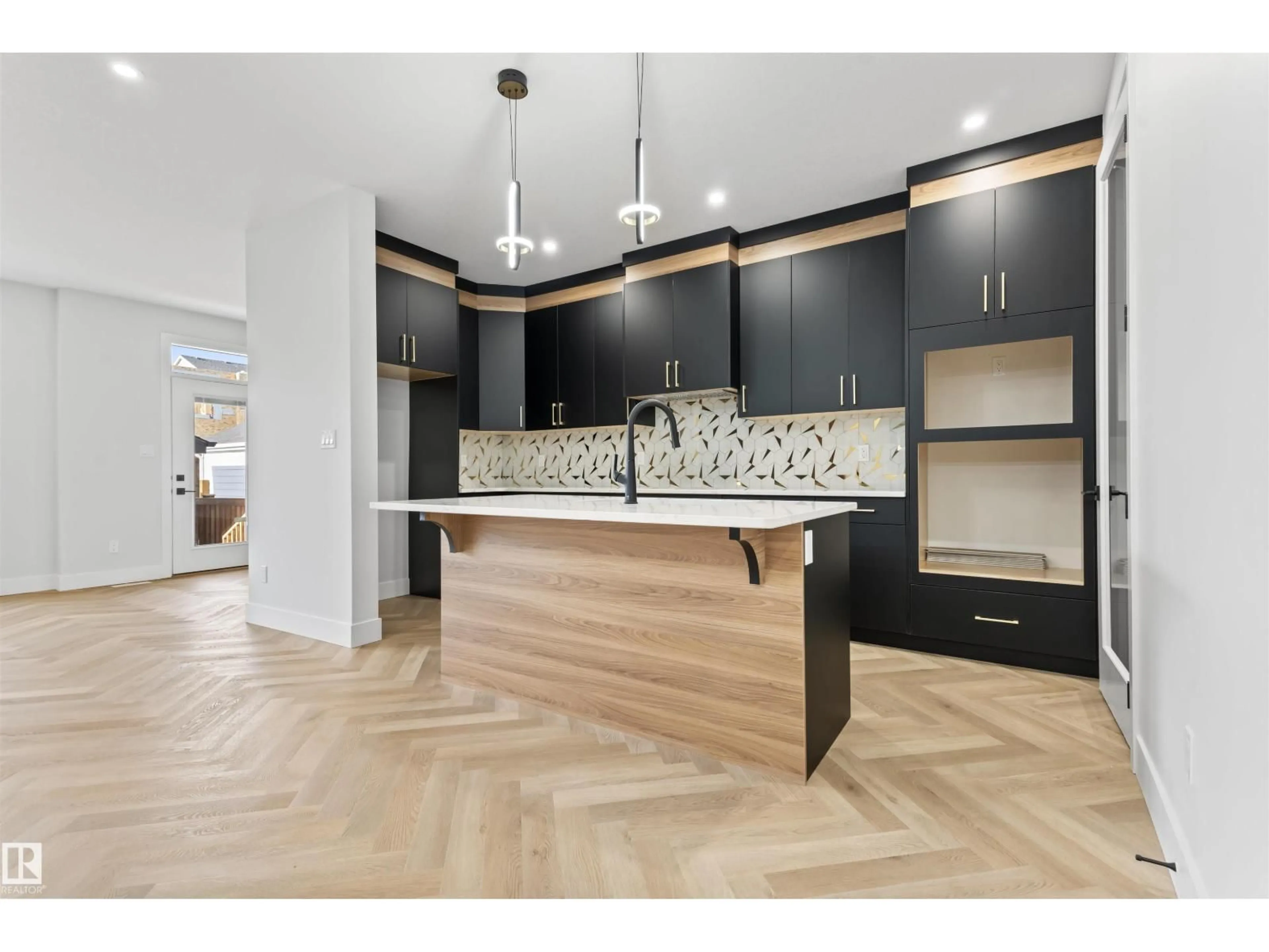 Open concept kitchen, unknown for 156 WYATT RG, Fort Saskatchewan Alberta T8L3Y2