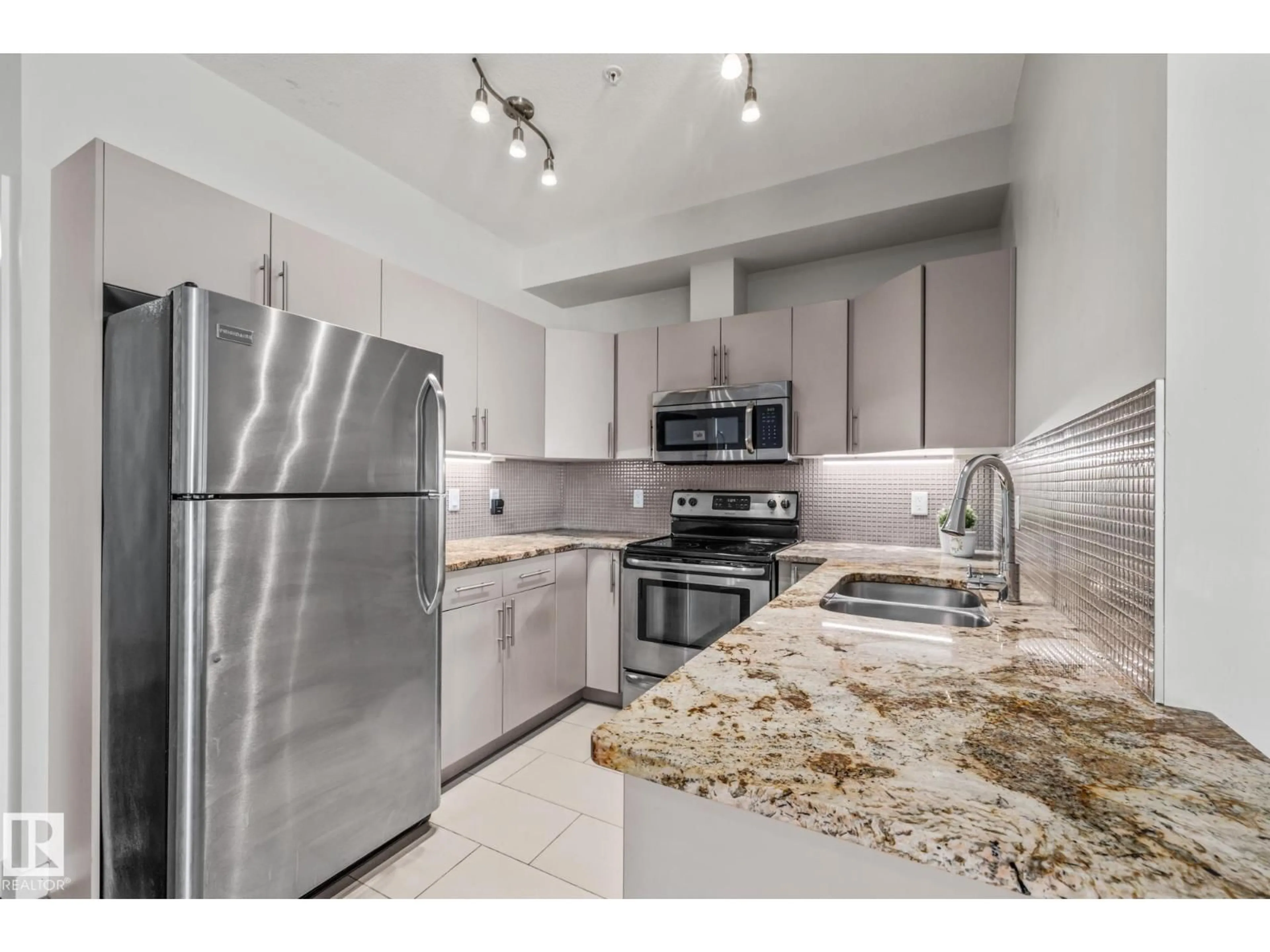 Standard kitchen, unknown for #212 - 10611 117 ST, Edmonton Alberta T5H0G6