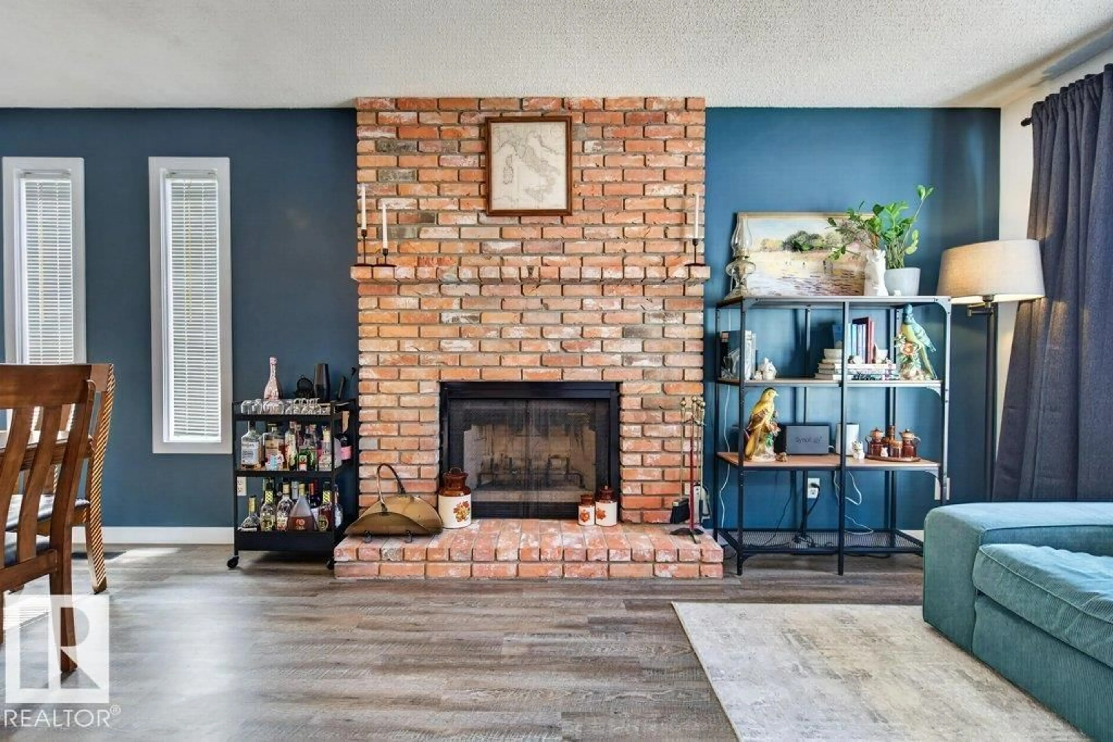 Living room with furniture, unknown for NW - 17525 92 ST, Edmonton Alberta T5Z2M7