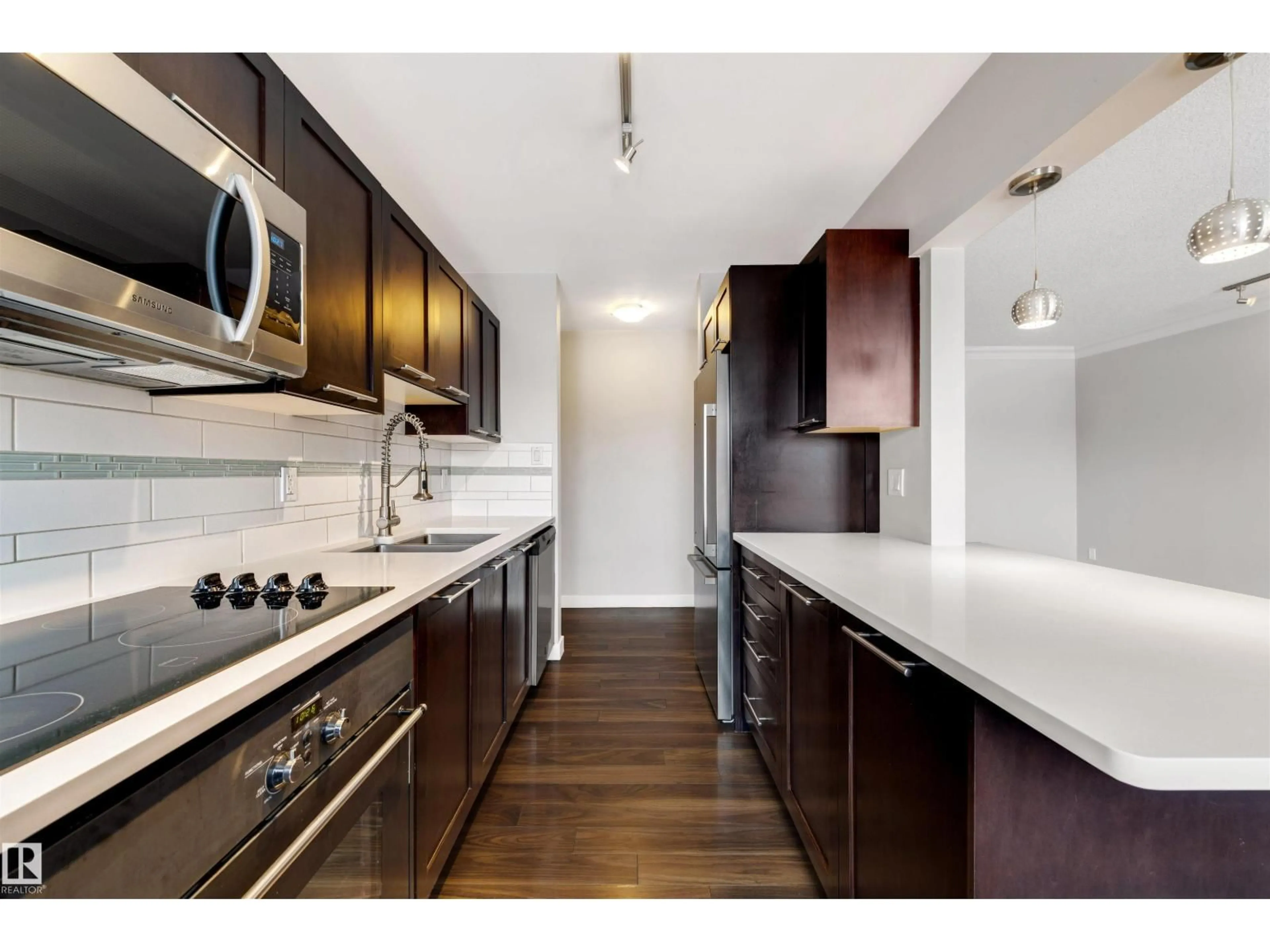 Standard kitchen, wood/laminate floor for #32 - 10015 83 AV, Edmonton Alberta T6E2C3
