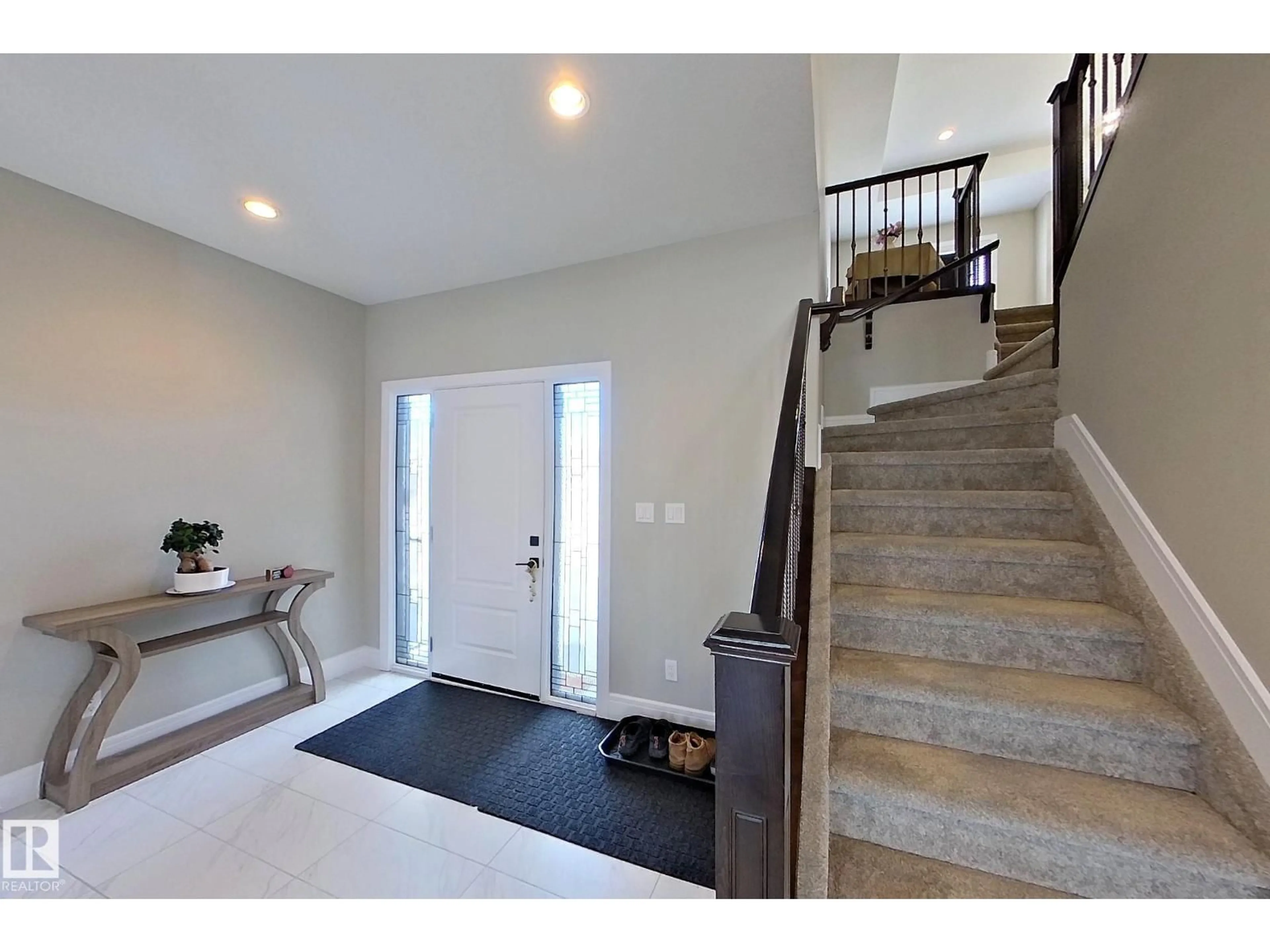 Indoor entryway for 5512 64 ST, Beaumont Alberta T4X0H1