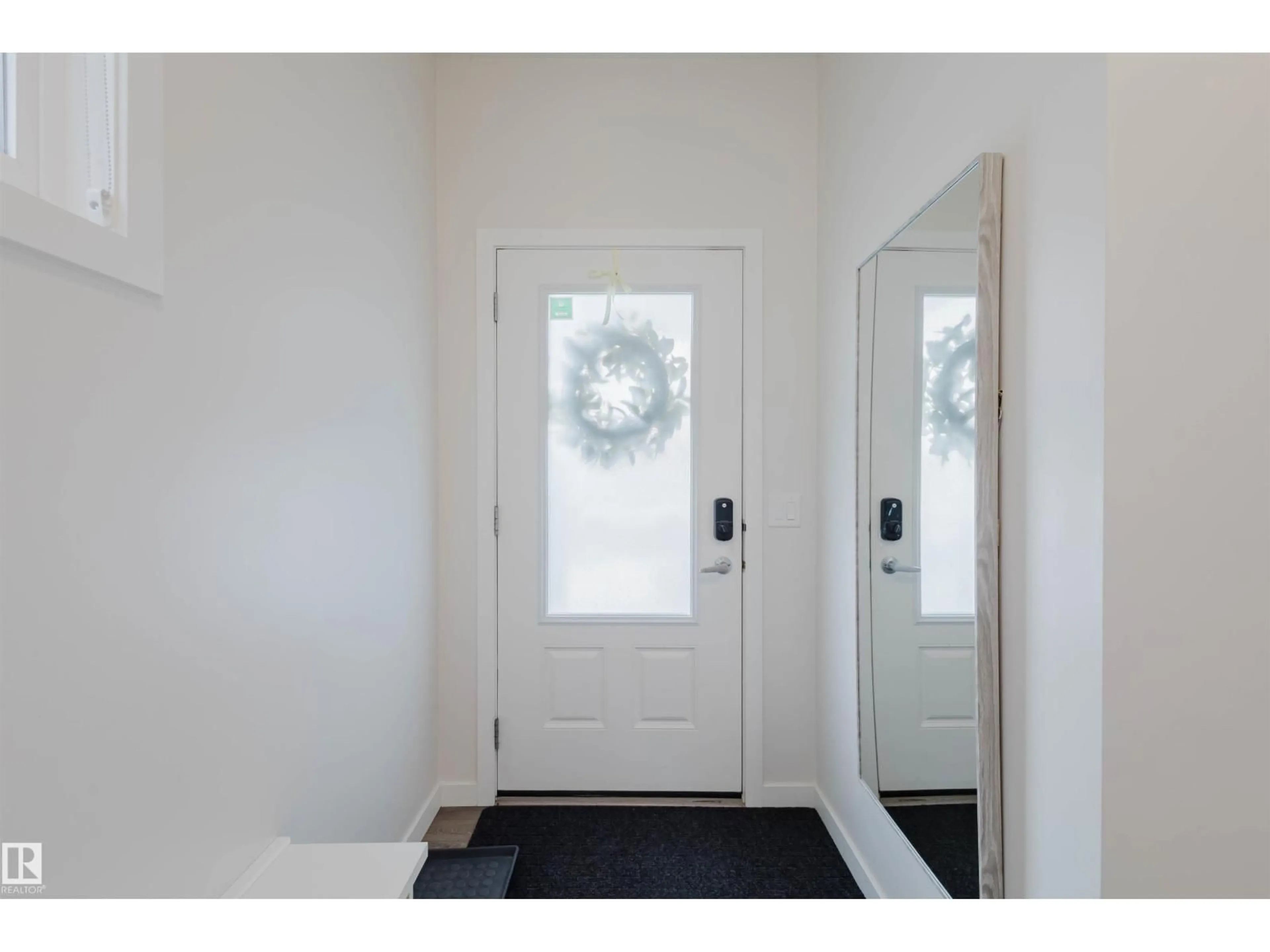 Indoor entryway for 3408 CHECKNITA TC, Edmonton Alberta T6W4H6