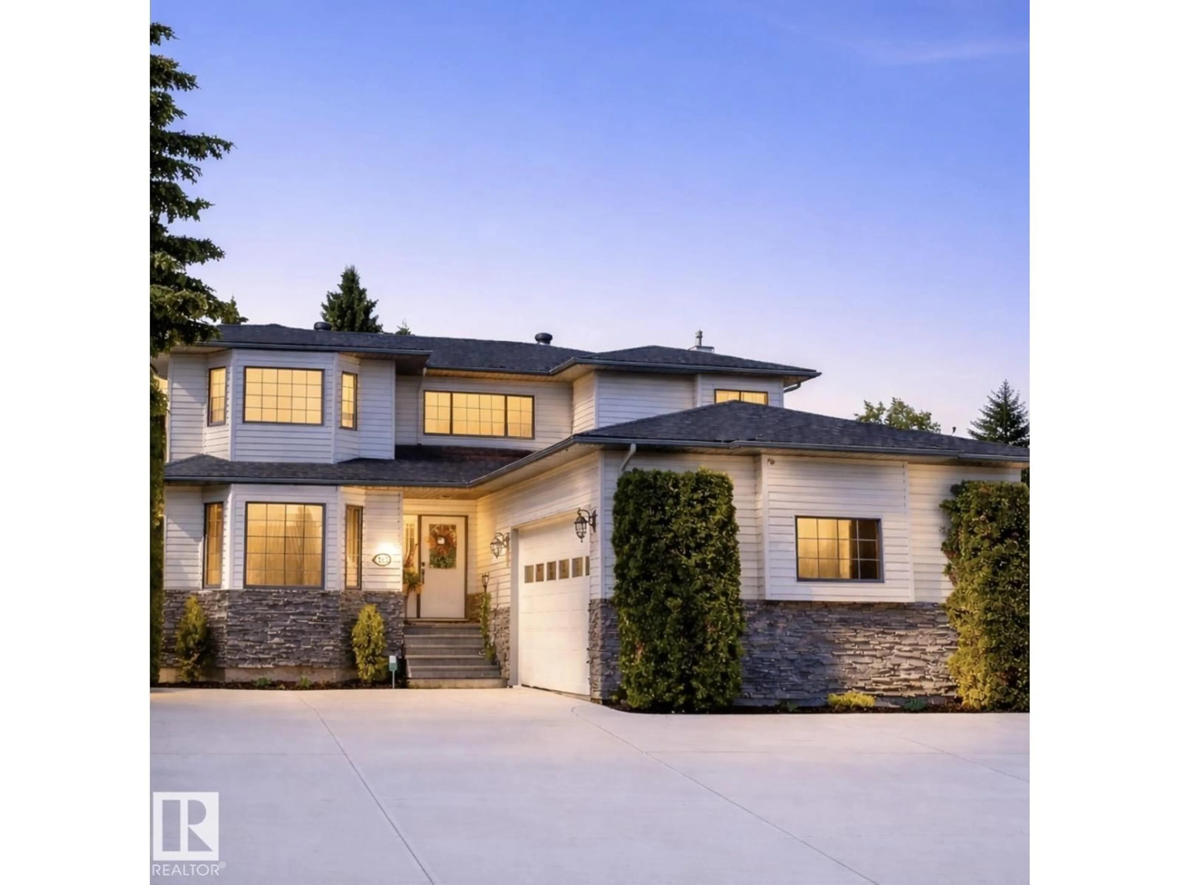 Home with vinyl exterior material, street for 223 BIRCH AV, Cold Lake Alberta T9M1E5