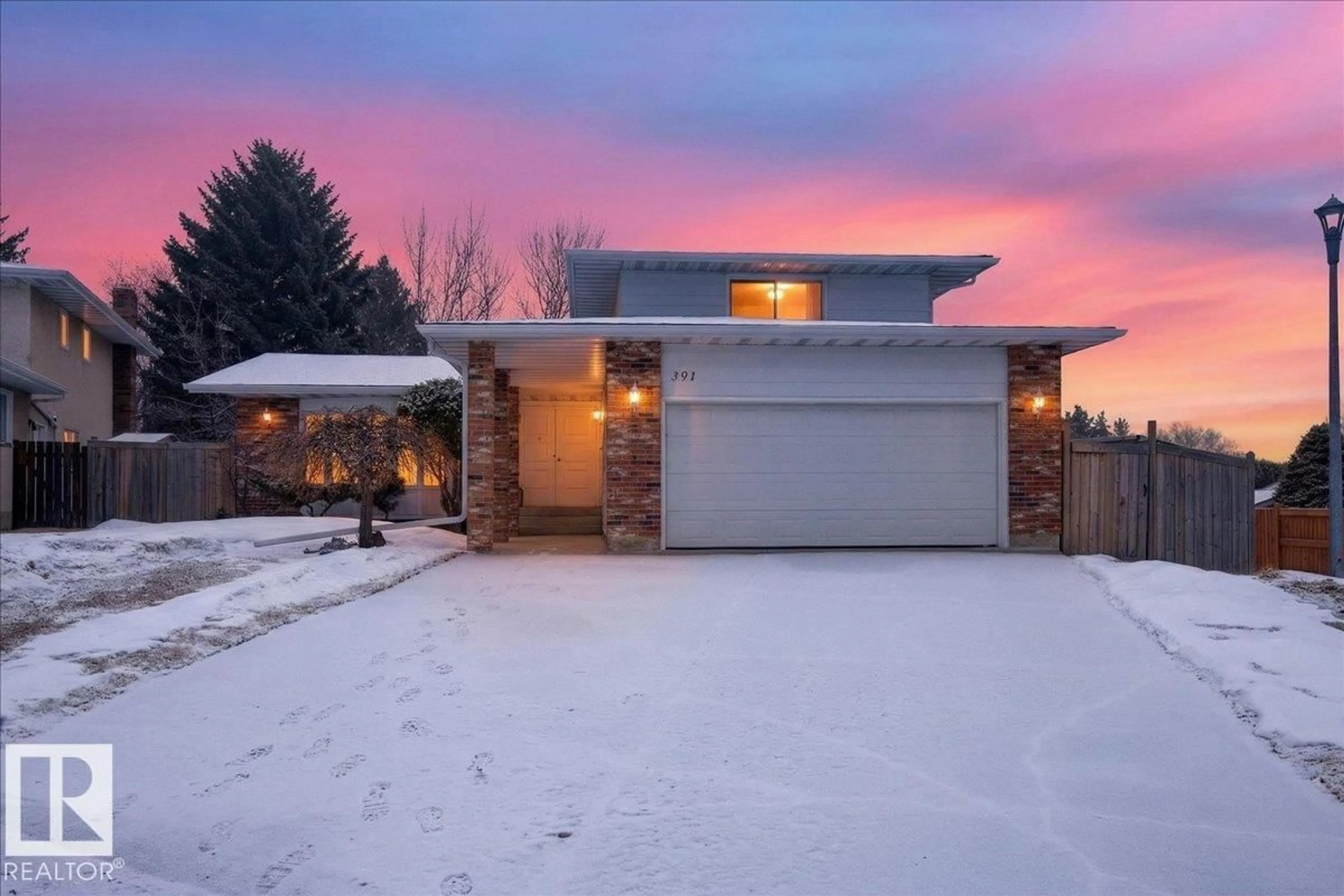 Home with brick exterior material, street for 391 LEE RIDGE RD, Edmonton Alberta T6K0N6
