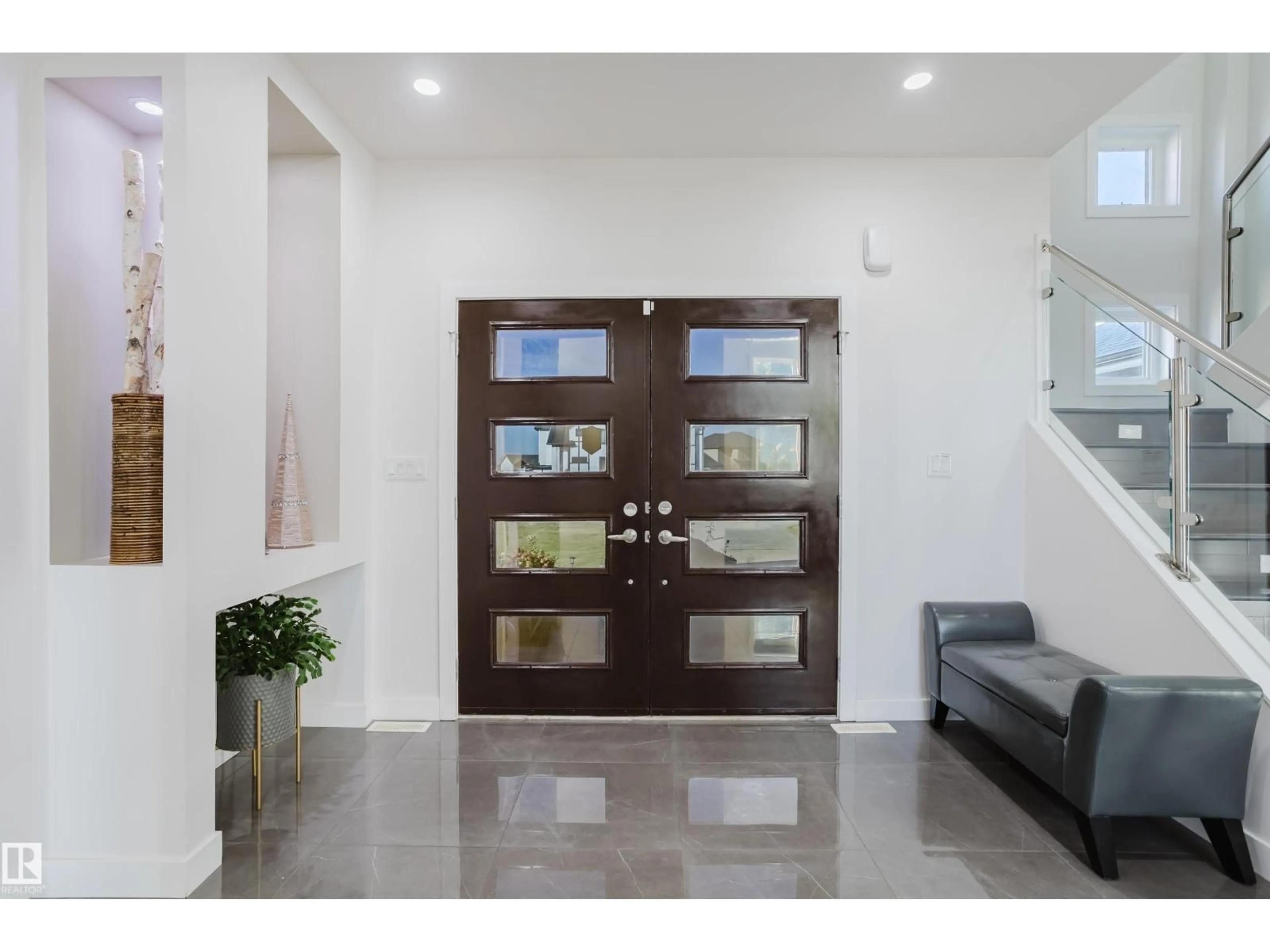 Indoor entryway for A - 26409 TWP ROAD 532, Rural Parkland County Alberta T7X0W7