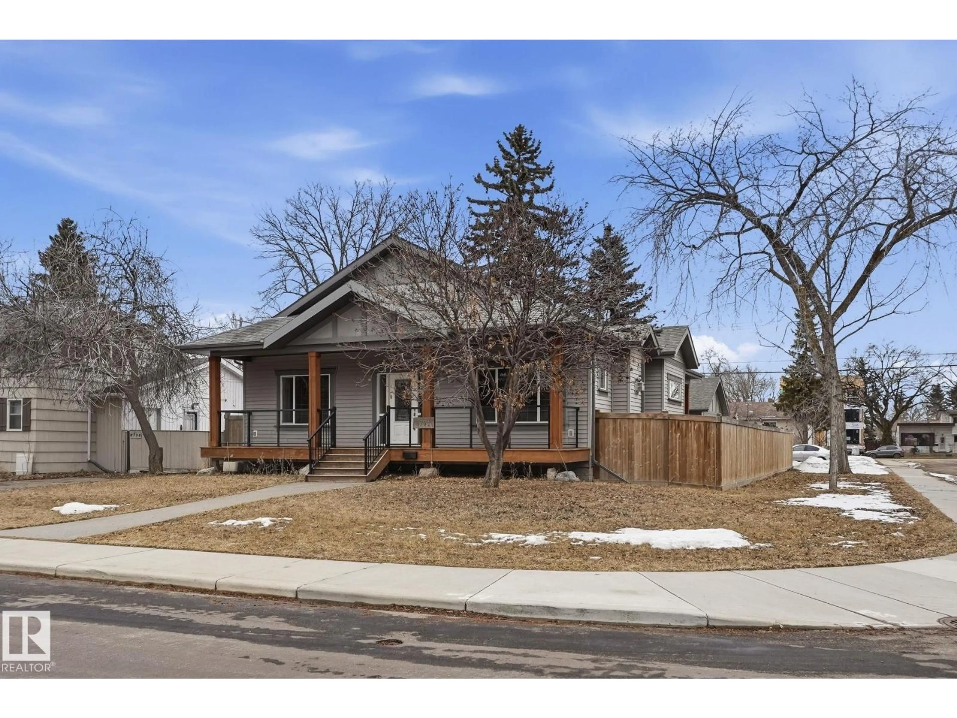 Unknown for 8704 75 AV, Edmonton Alberta T6C0H2