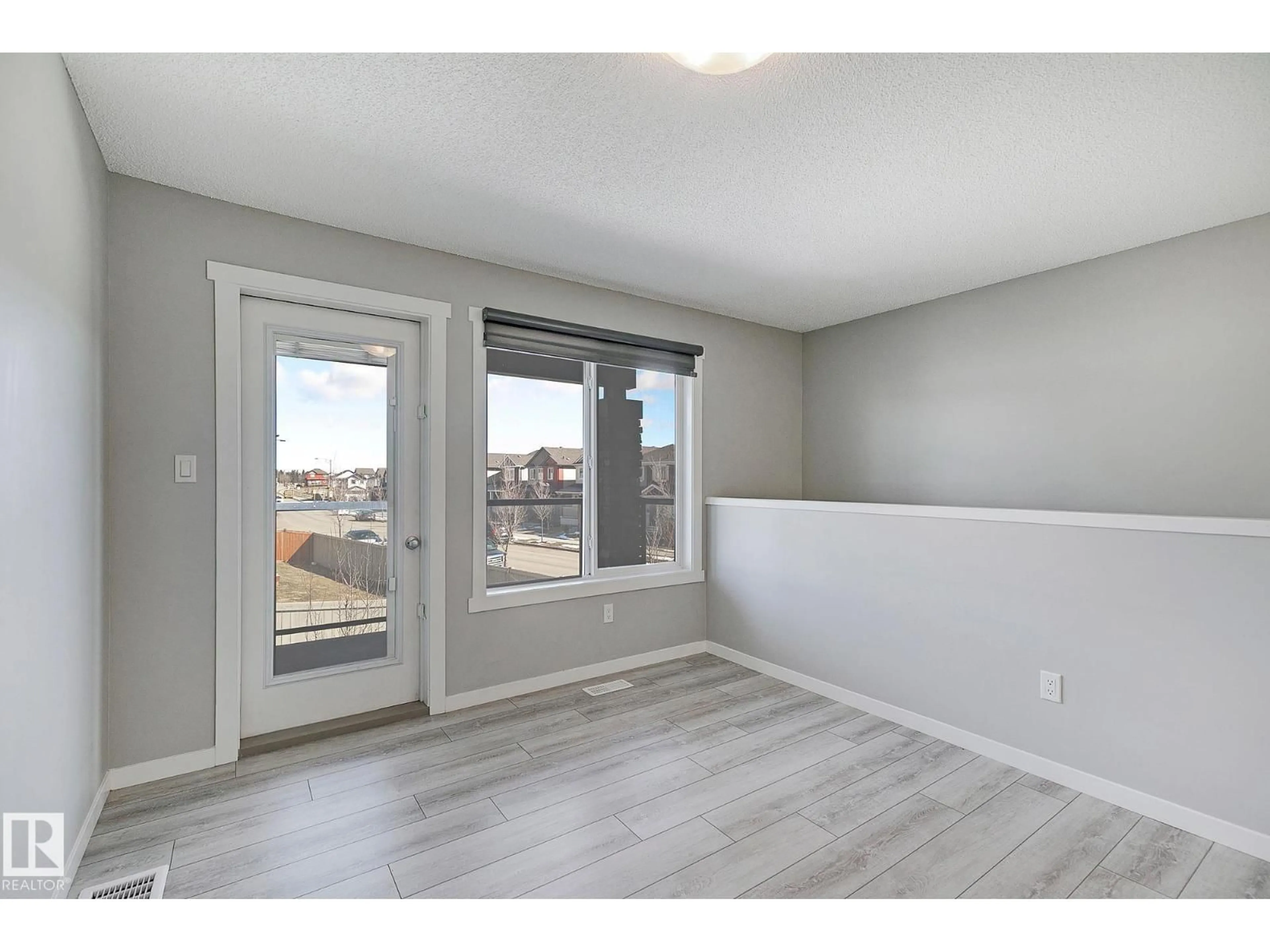 A pic of a room for 1530 - 20 TAMARACK BV, Edmonton Alberta T6T2E6