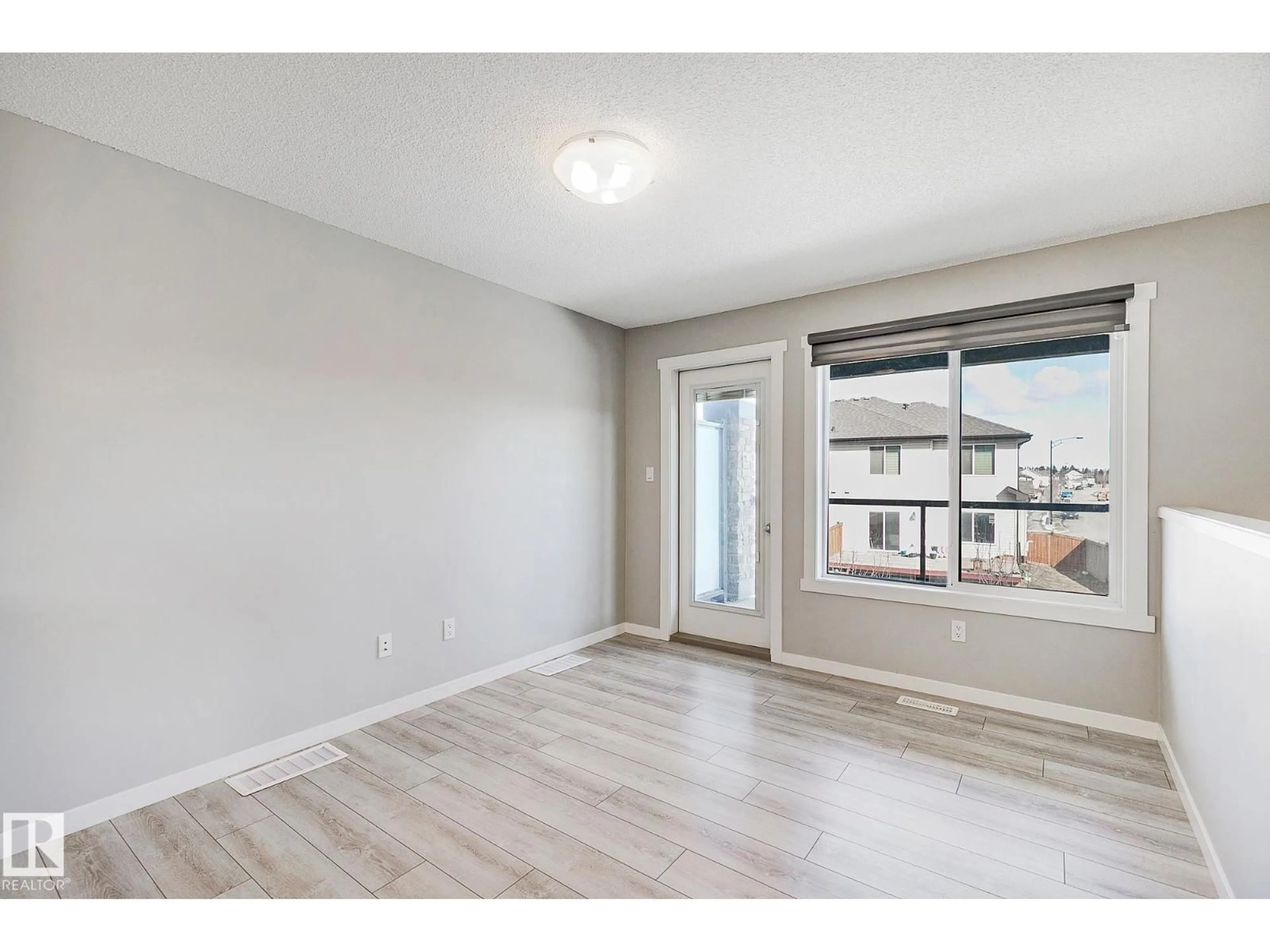 A pic of a room for 1530 - 20 TAMARACK BV, Edmonton Alberta T6T2E6