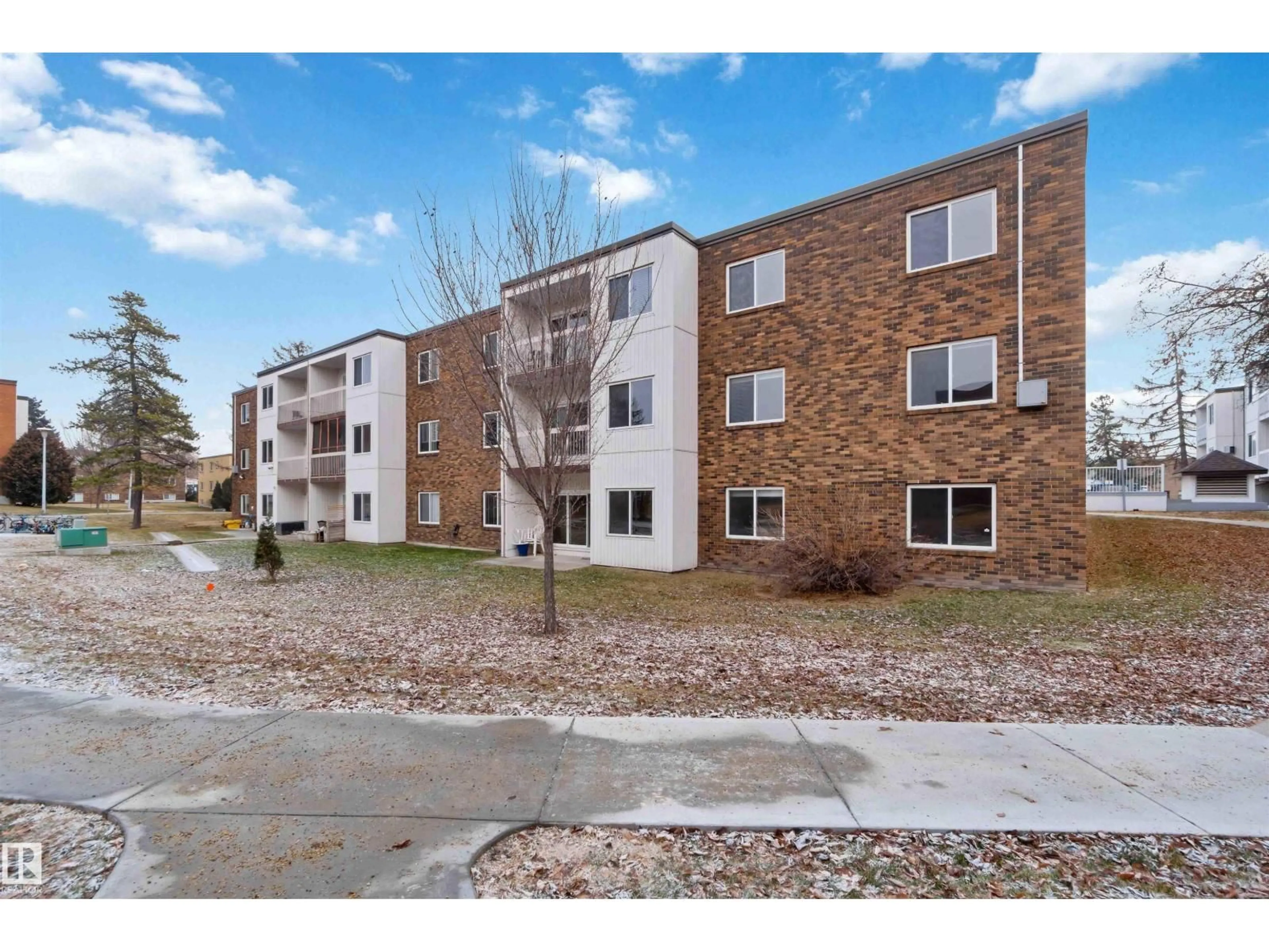 Unknown for #102 - 11450 40 AV NW, Edmonton Alberta T6J0R5