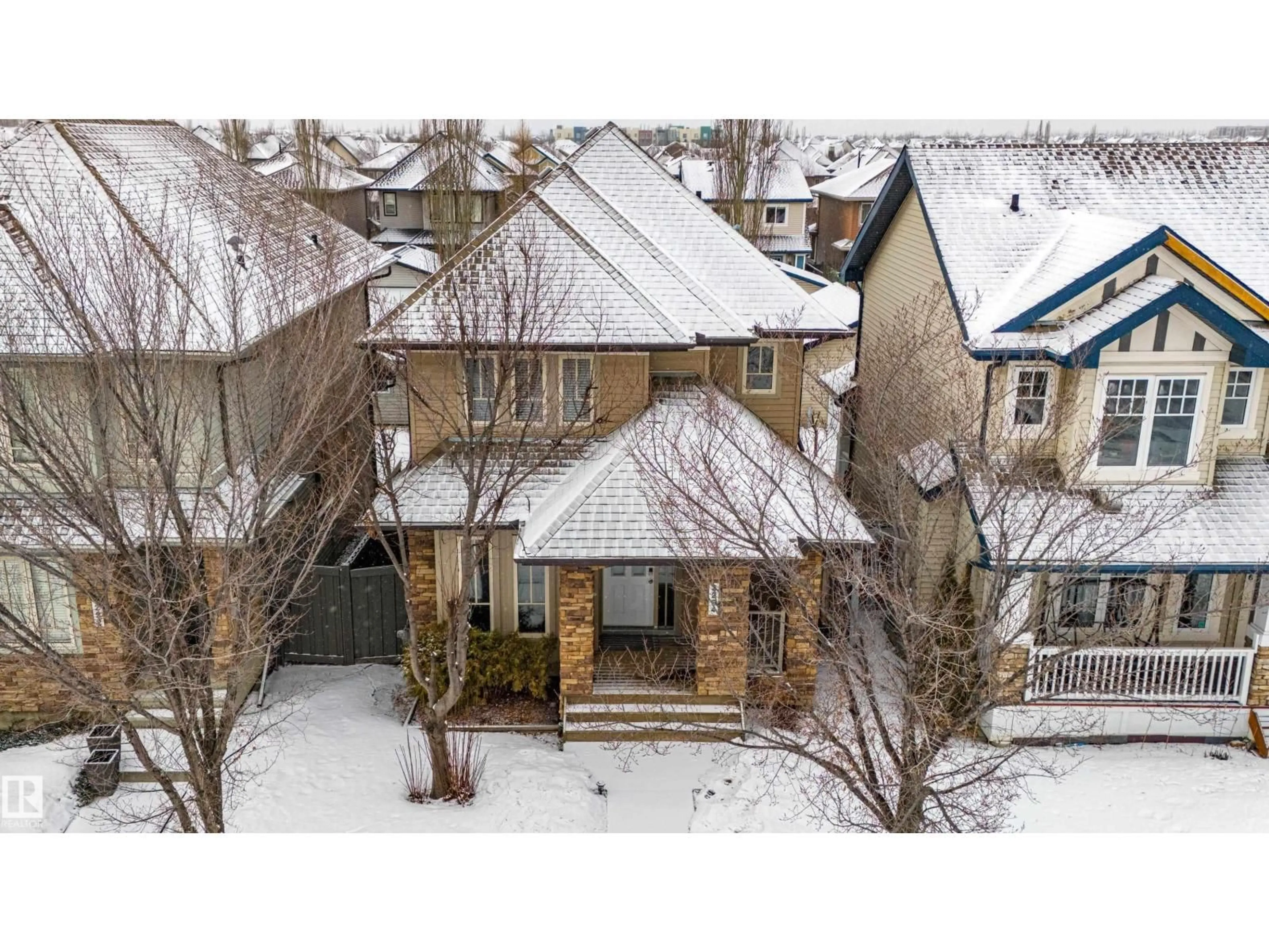 A pic from outside/outdoor area/front of a property/back of a property/a pic from drone, street for 2224 AUSTIN WY, Edmonton Alberta T6W0L2