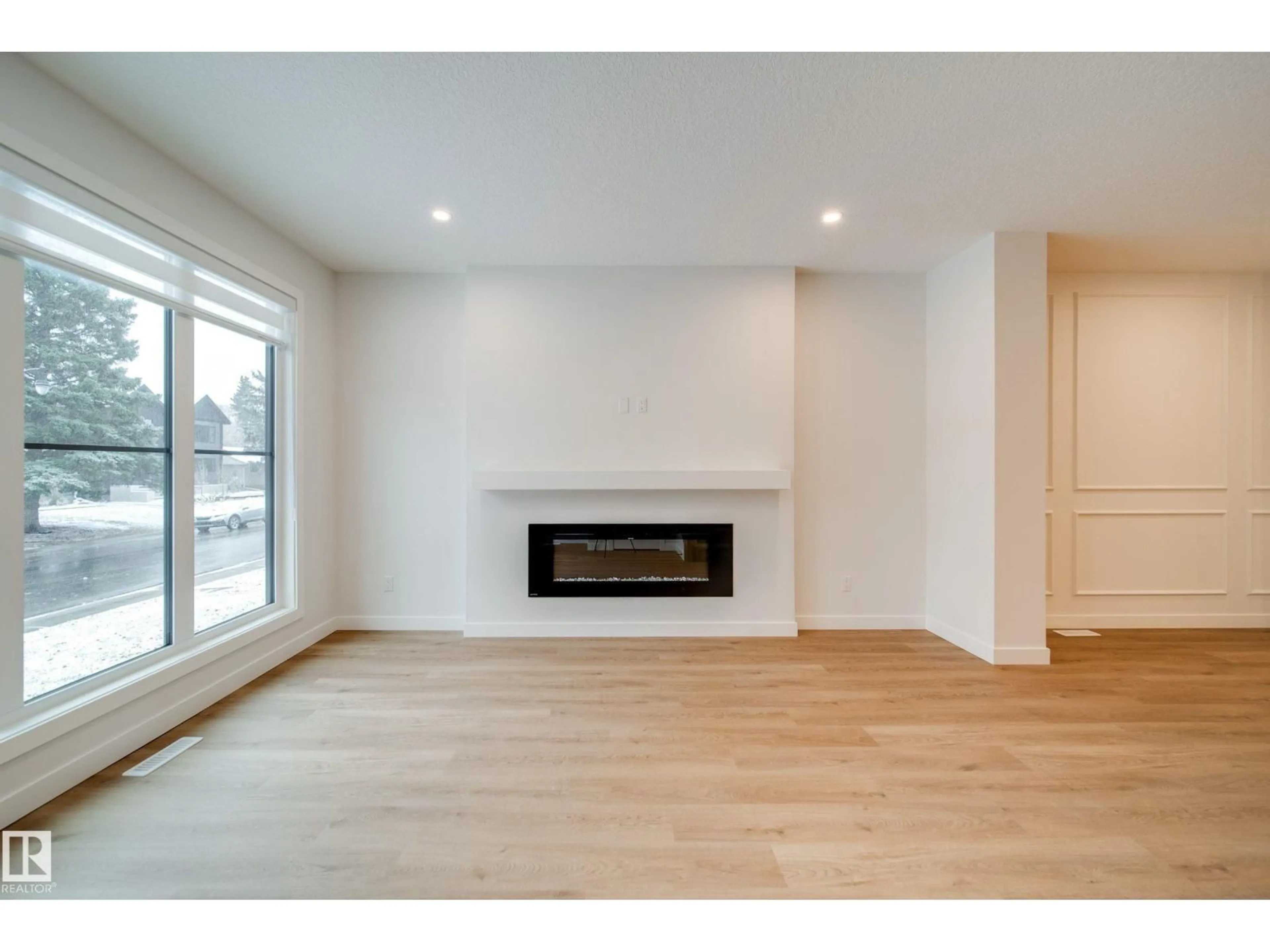 Unknown for 9536 148 ST, Edmonton Alberta T5N3E4