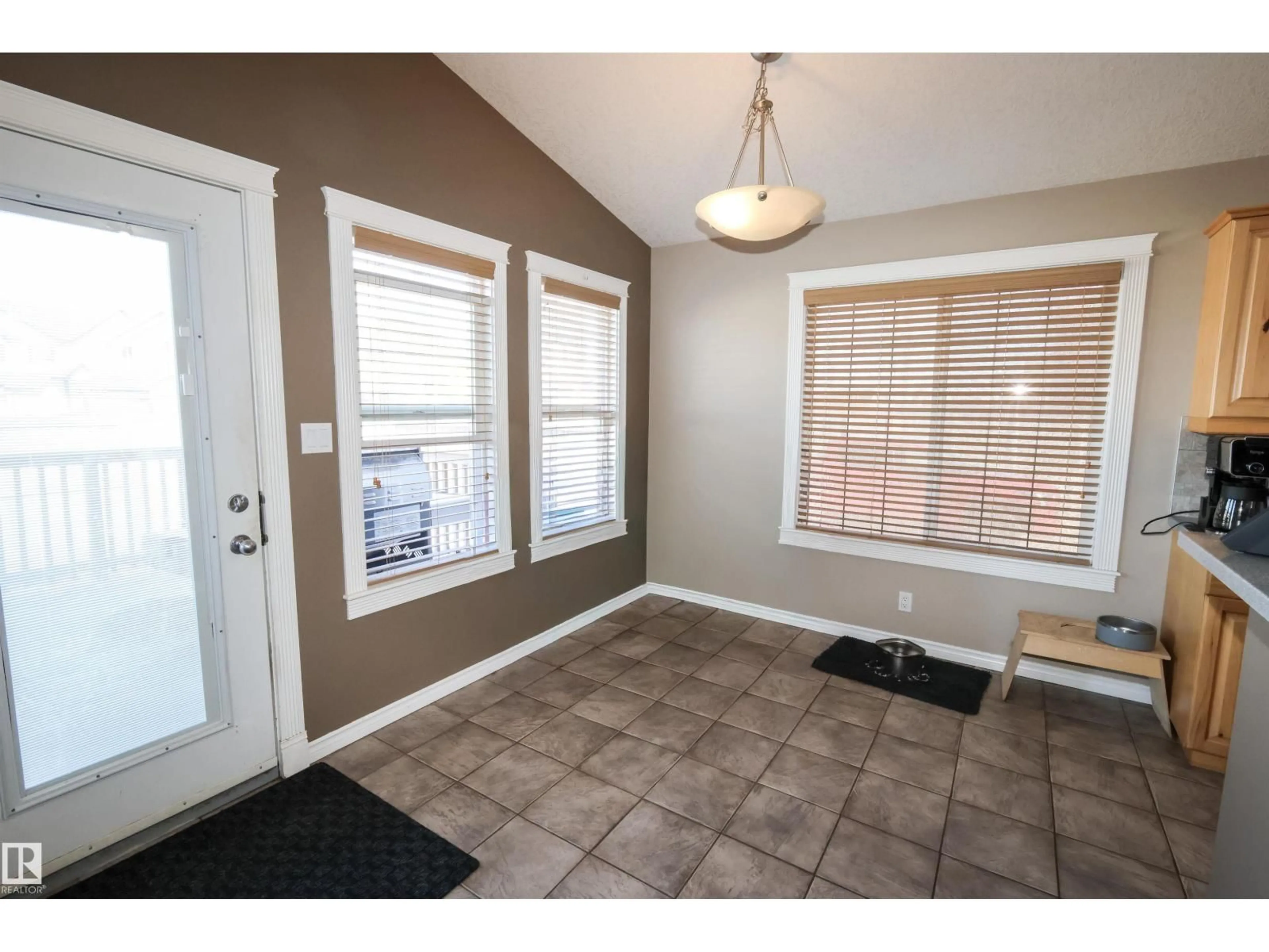 Indoor entryway for 9701 87 ST, Morinville Alberta T8R1V2