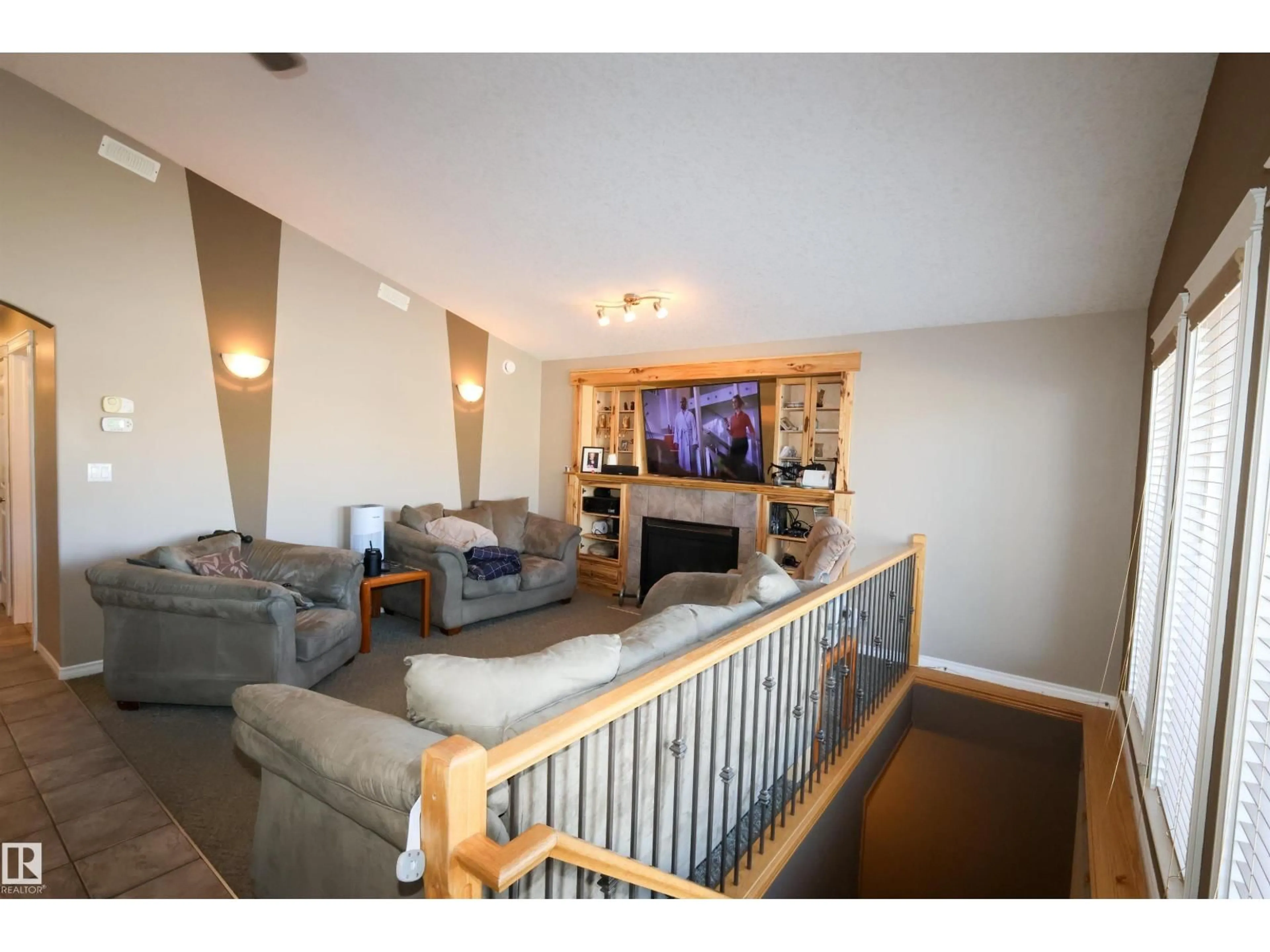 Unknown for 9701 87 ST, Morinville Alberta T8R1V2