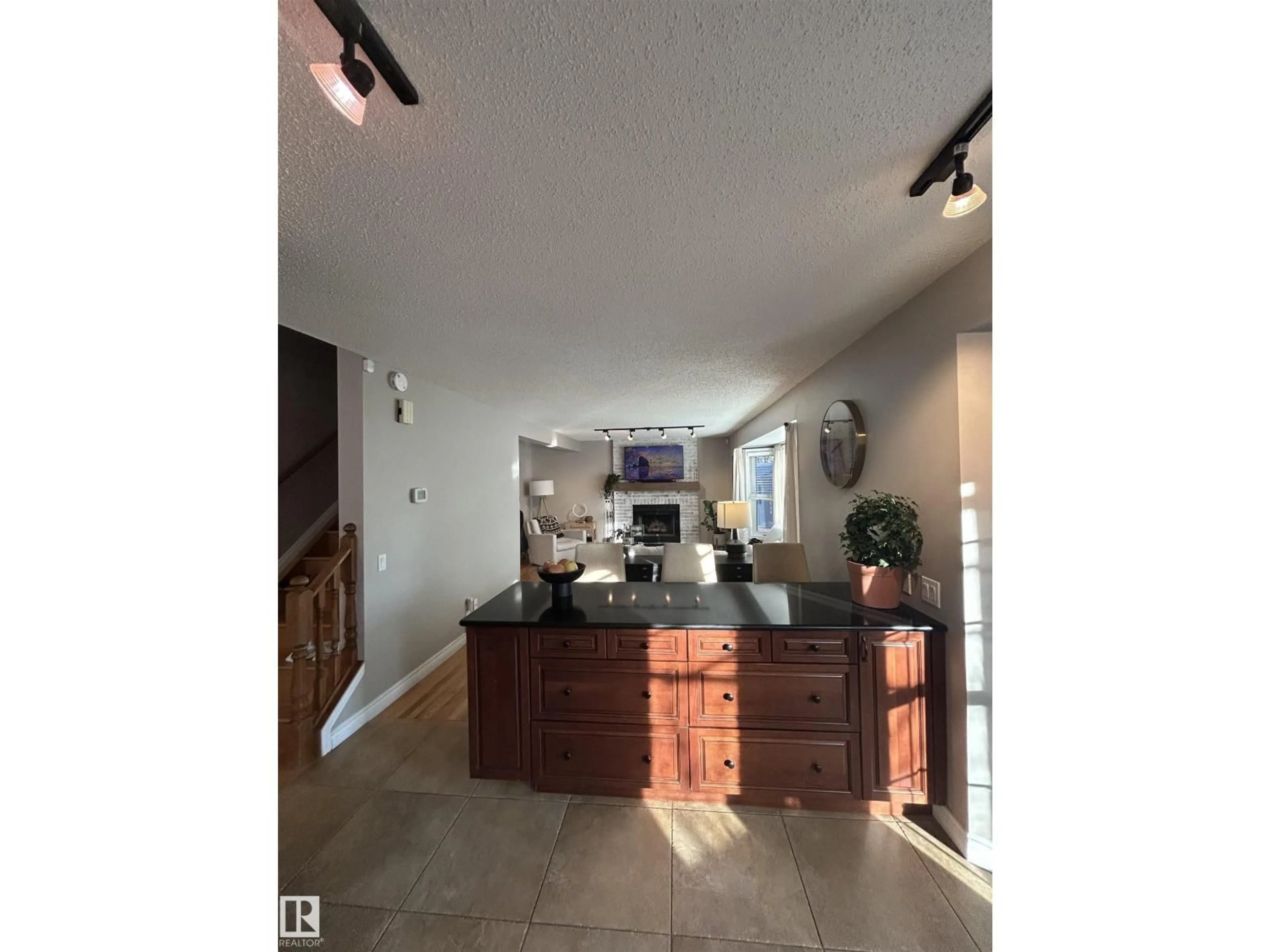 Open concept kitchen, ceramic/tile floor for 21 DURAND PL, St. Albert Alberta T8N5L6