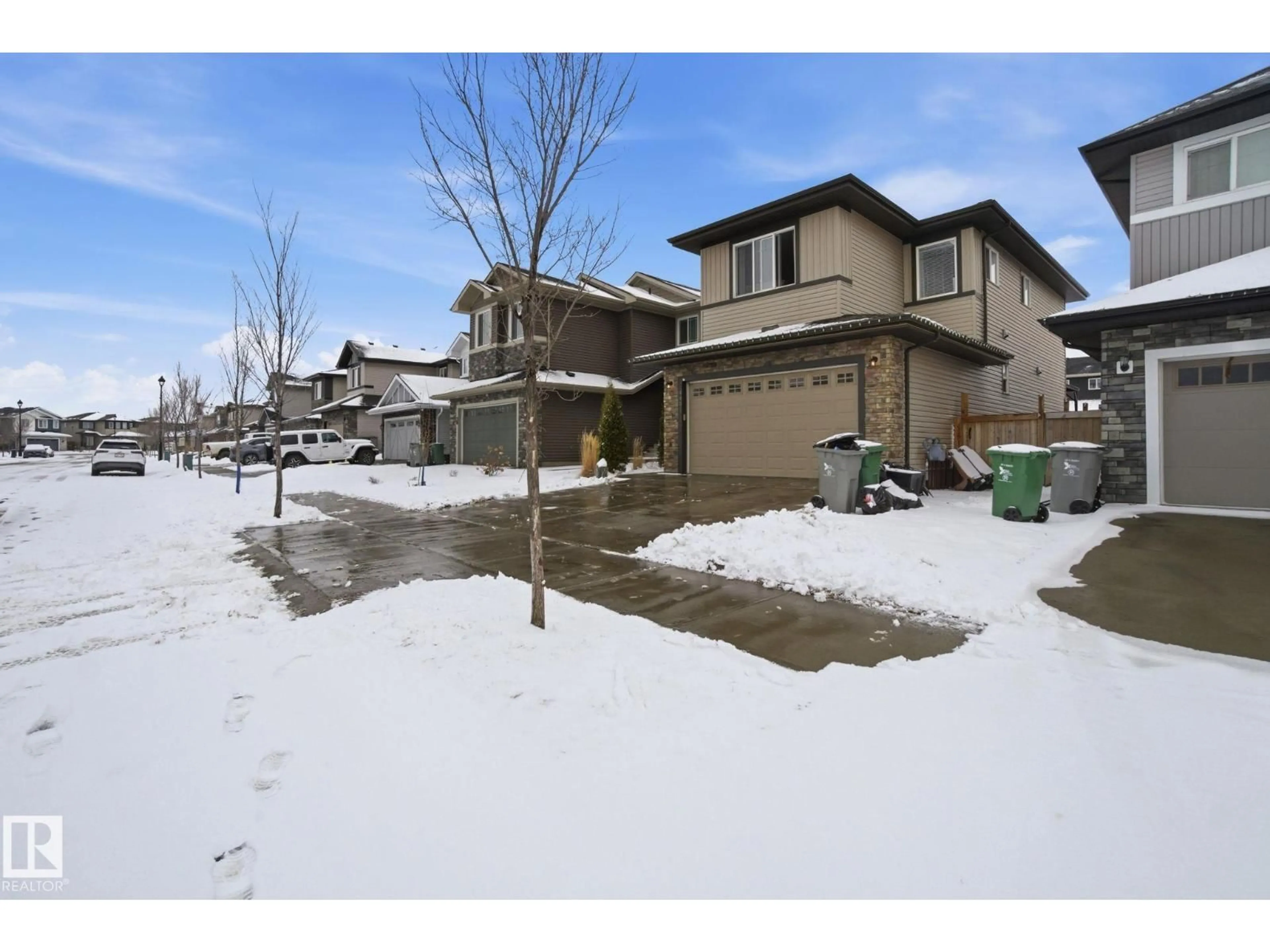 A pic from outside/outdoor area/front of a property/back of a property/a pic from drone, street for 4401 38A ST, Beaumont Alberta T4X0C3