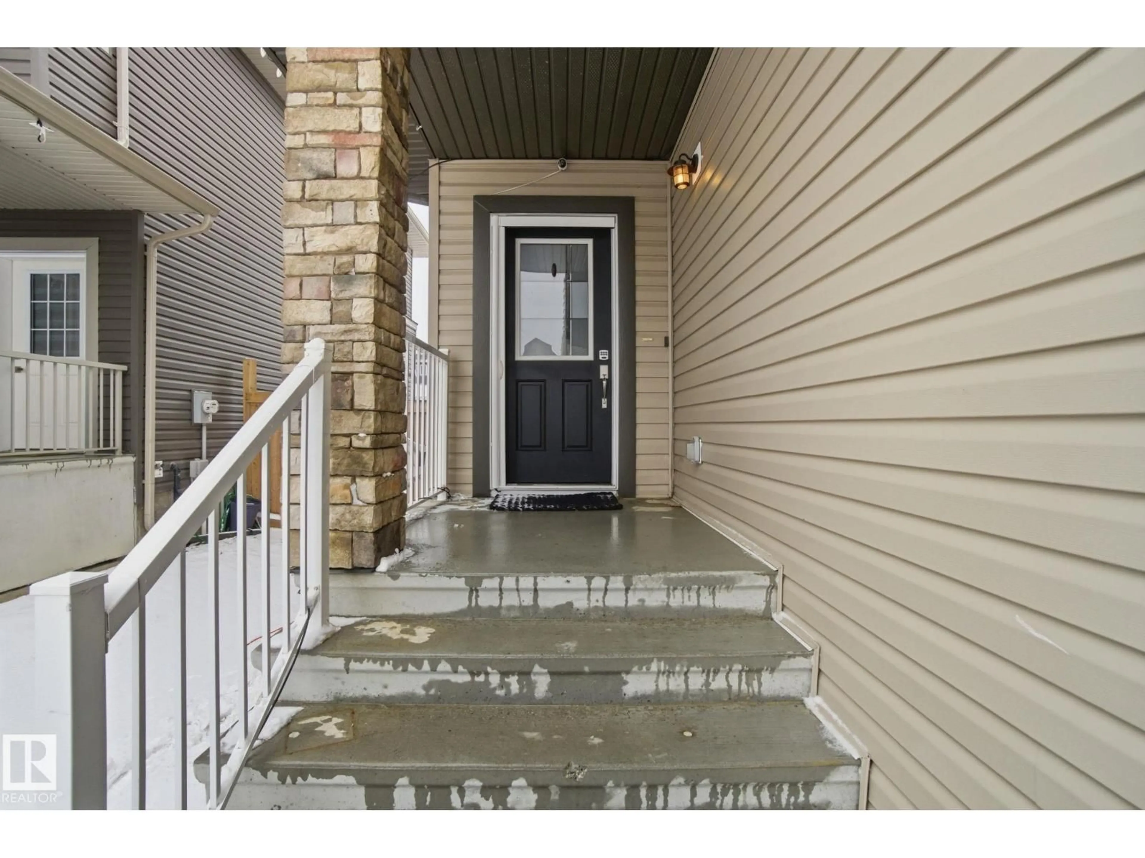 Indoor entryway for 4401 38A ST, Beaumont Alberta T4X0C3