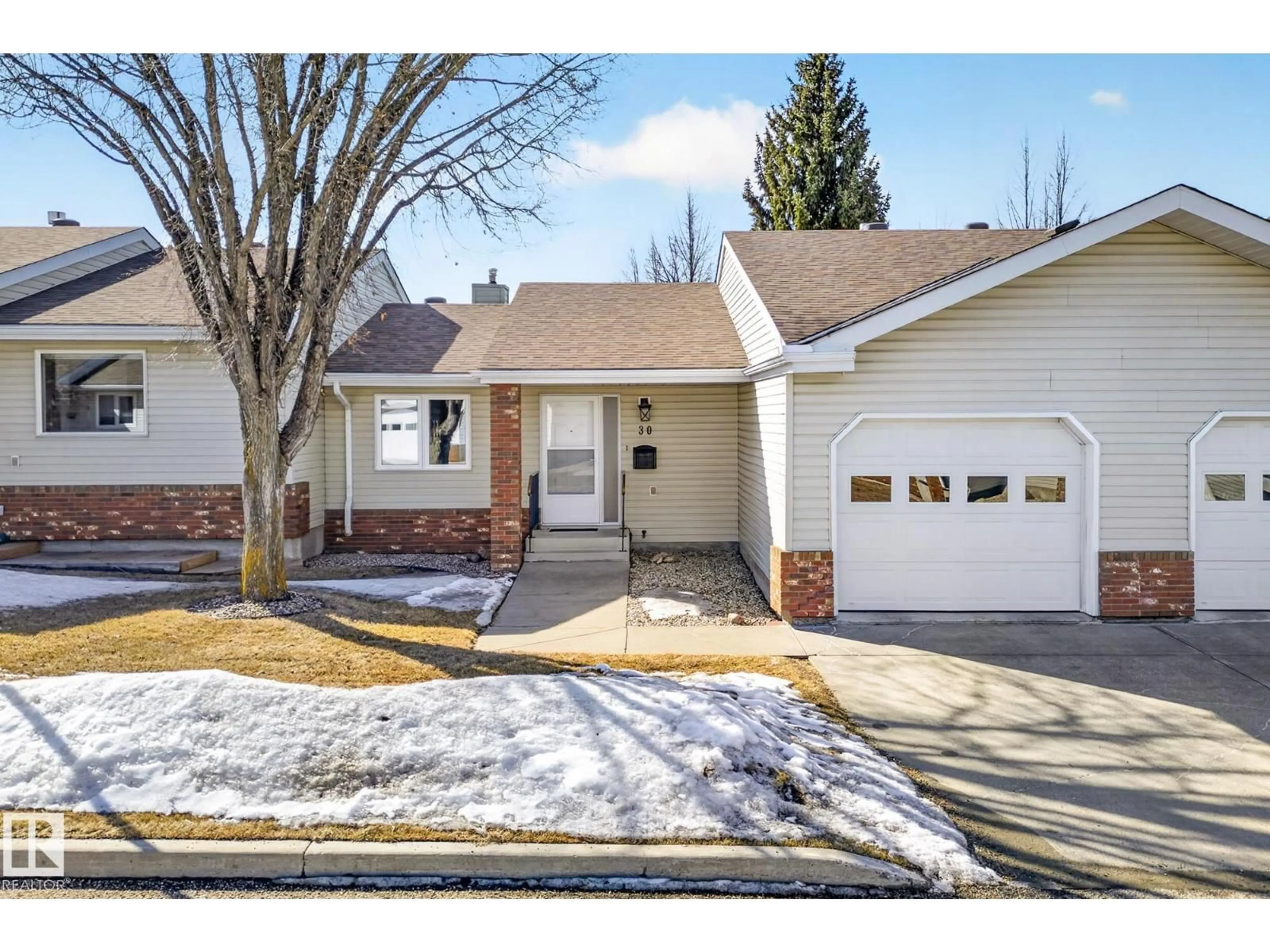 Unknown for NW - 30 903 109 ST, Edmonton Alberta T6J6R1