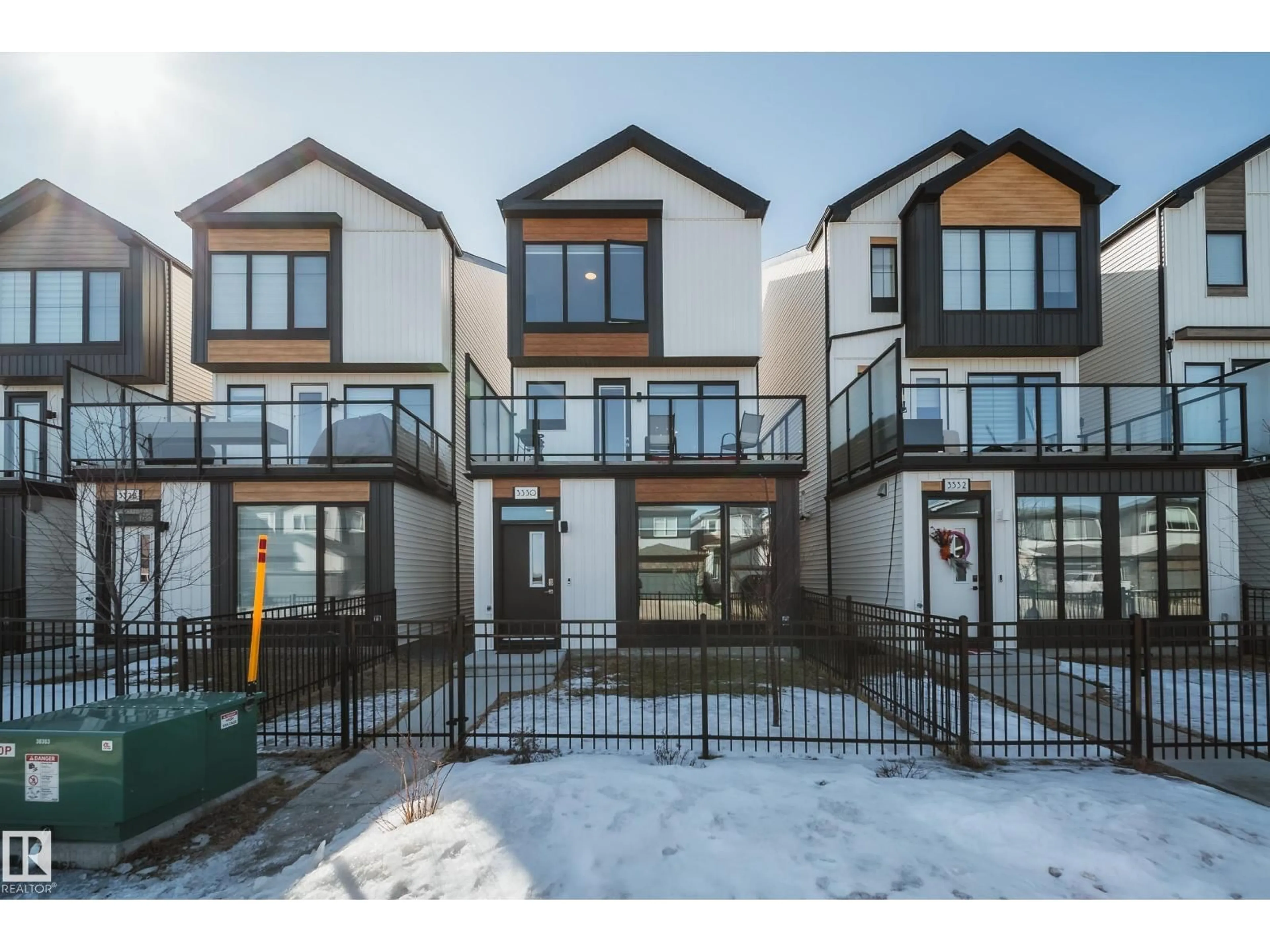 Unknown for 3330 KULAY WY, Edmonton Alberta T6W5E7