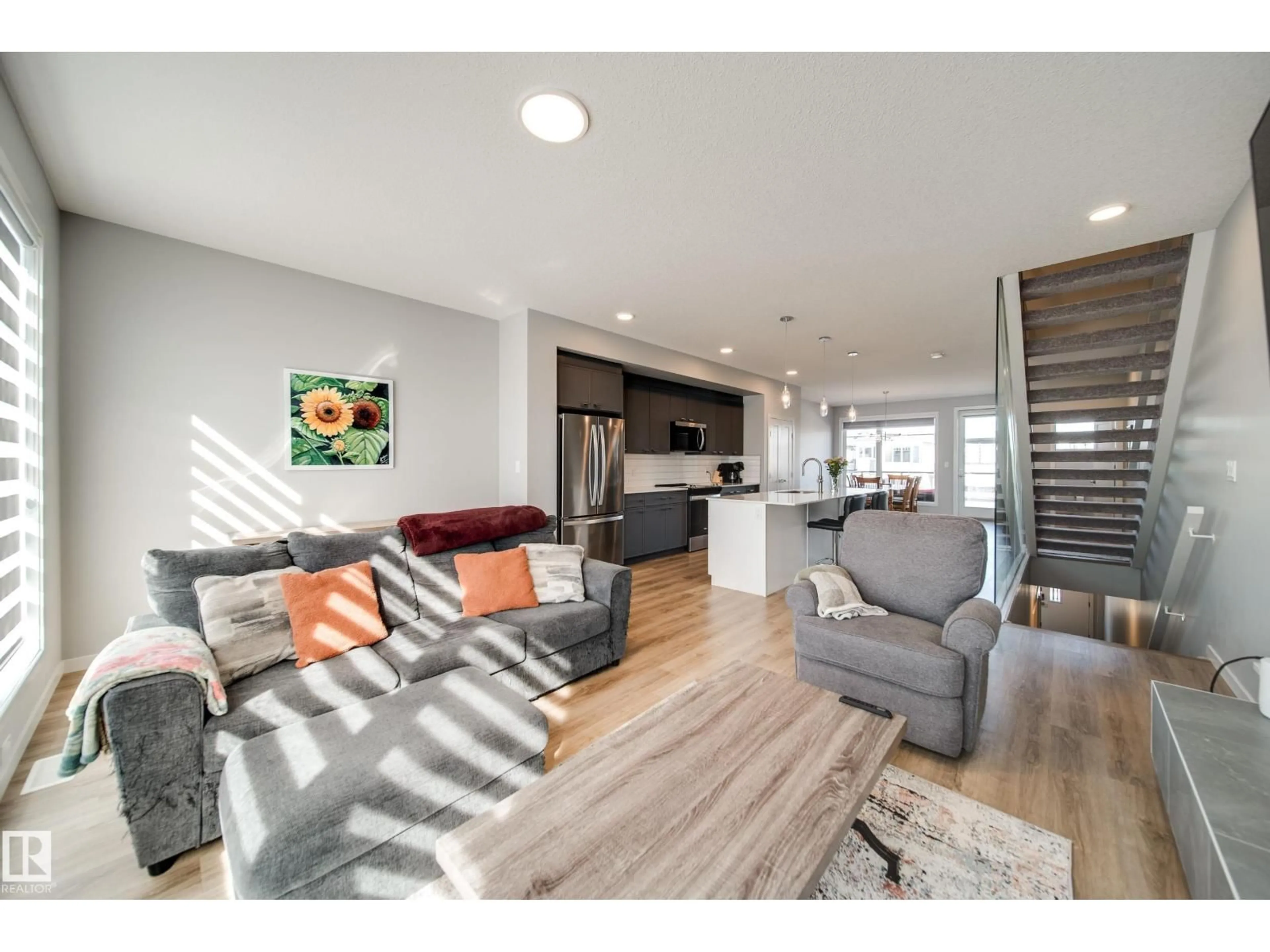 Unknown for 3330 KULAY WY, Edmonton Alberta T6W5E7