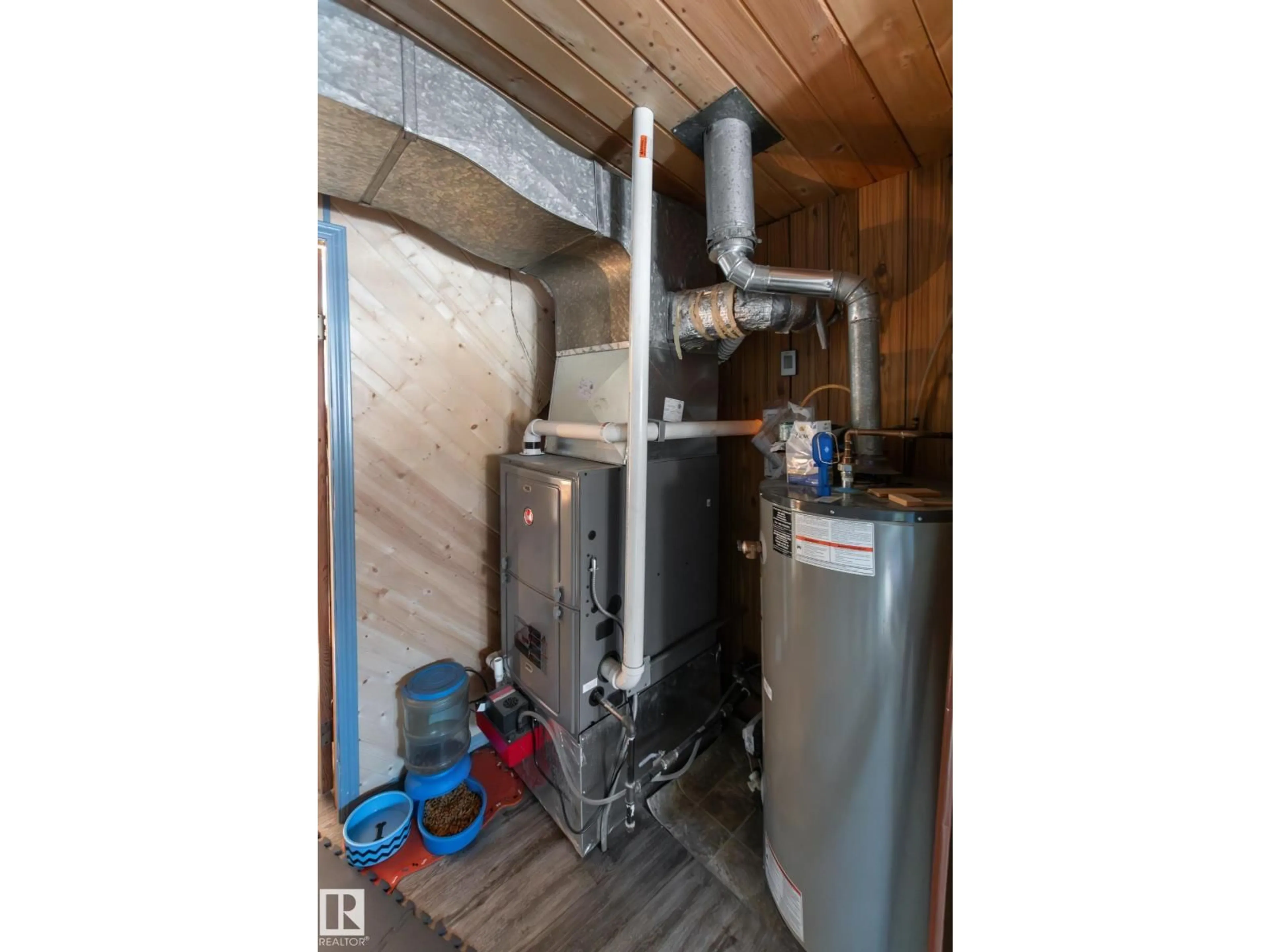 A pic of a room for 45432C TWP RD 593A, Rural Bonnyville M.D. Alberta T9N2J6