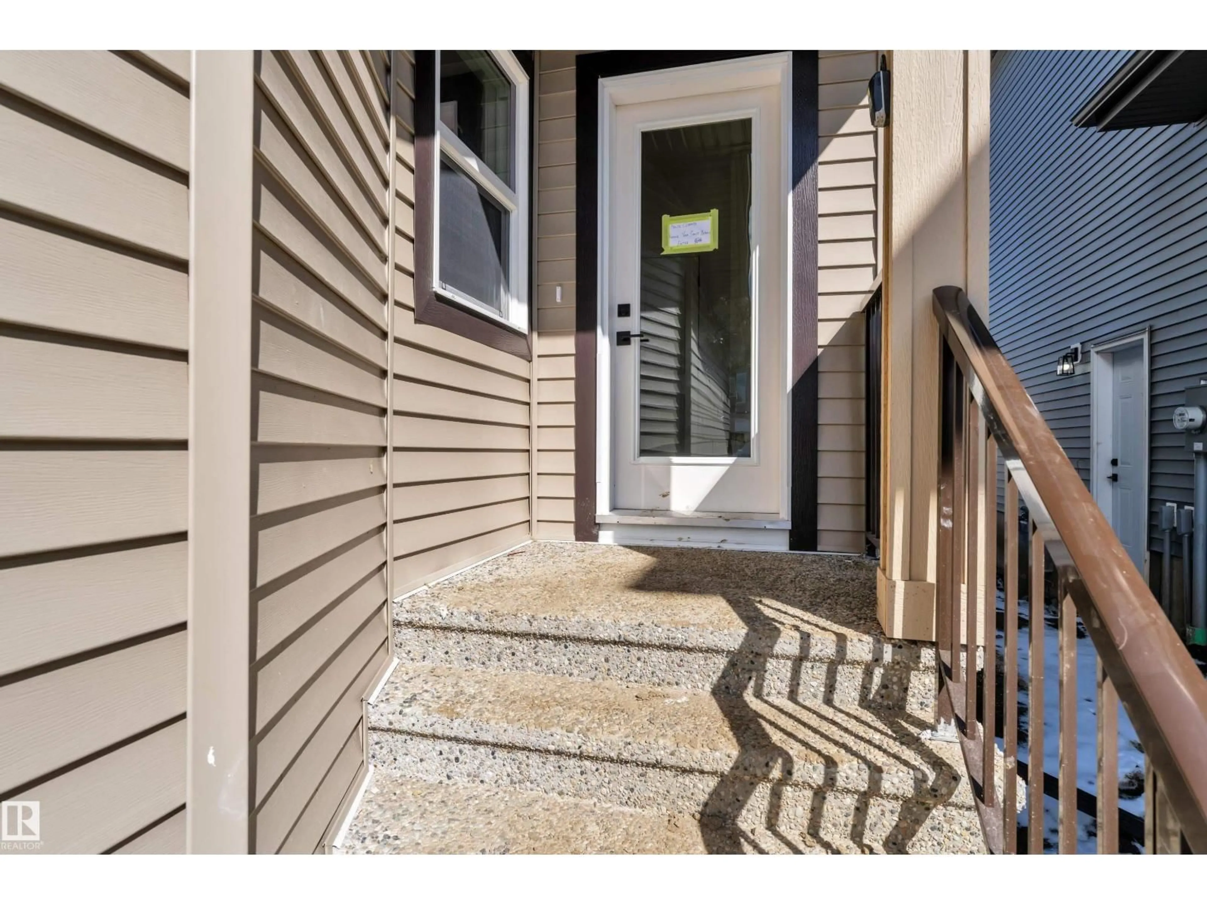 Indoor entryway for 3610 40 AVENUE, Beaumont Alberta T4X3H2