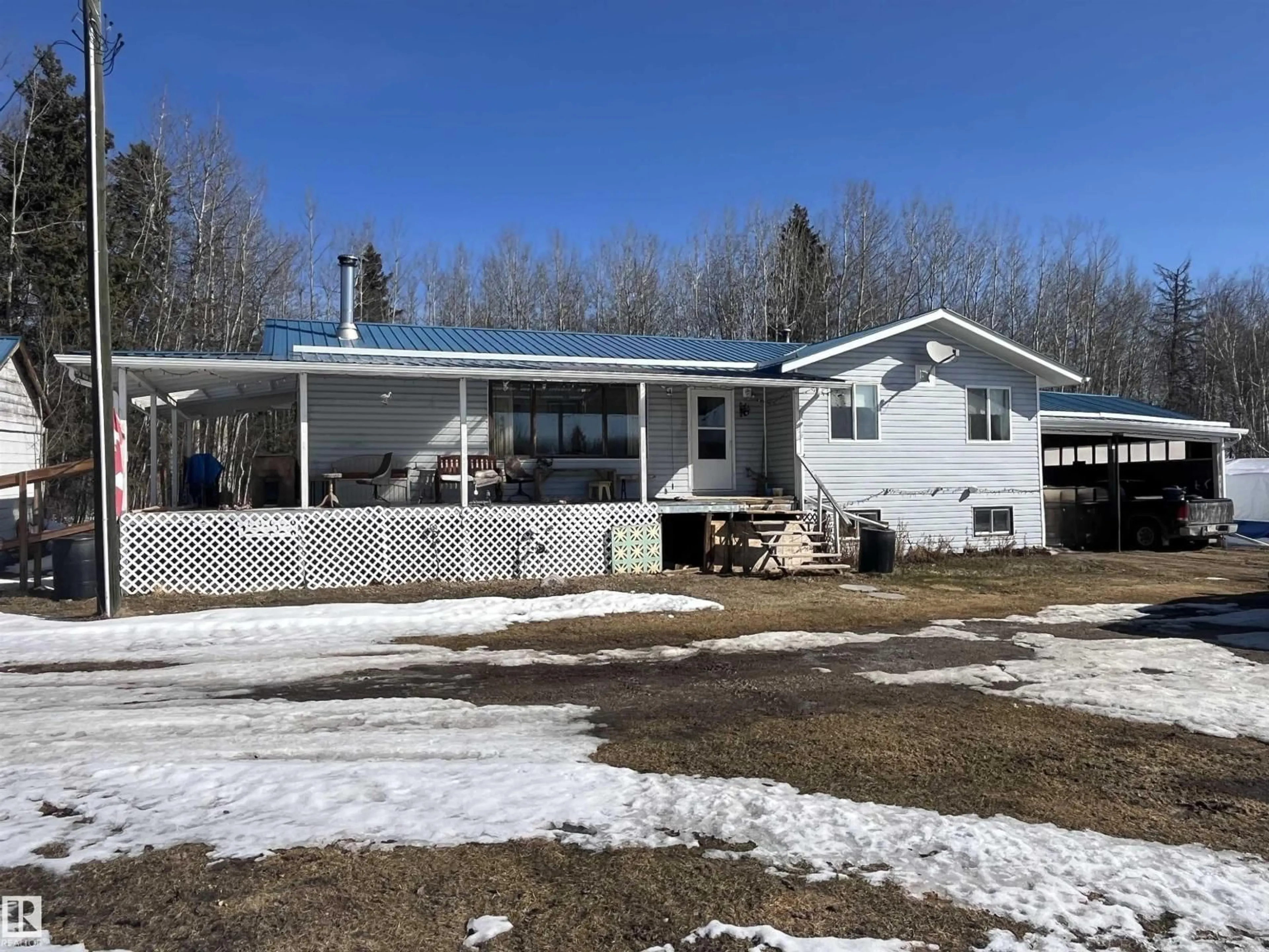 A pic from outside/outdoor area/front of a property/back of a property/a pic from drone, unknown for 55131 RANGE ROAD 83, Rural Yellowhead Alberta T0E0T0