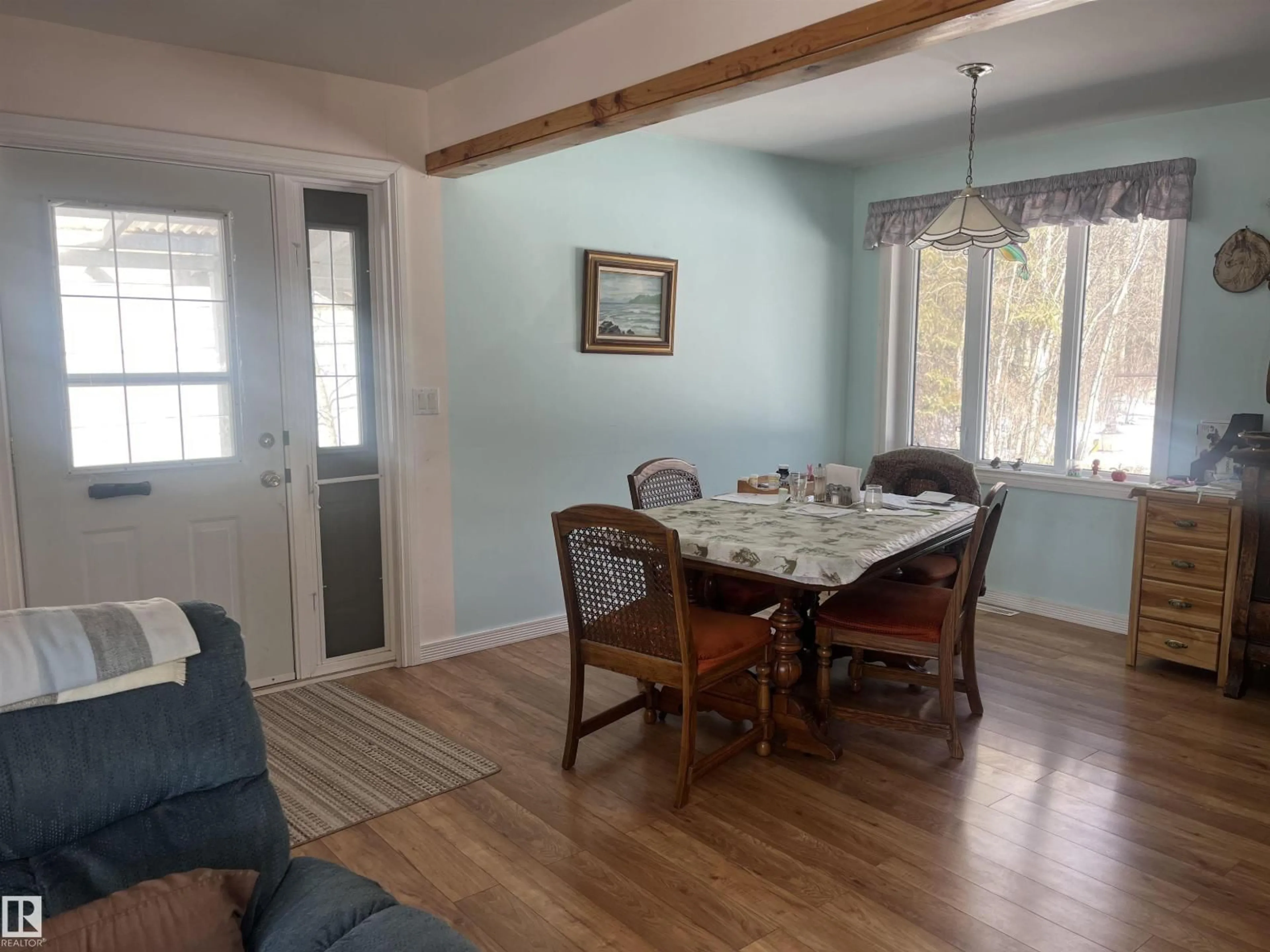 Dining room, wood/laminate floor for 55131 RANGE ROAD 83, Rural Yellowhead Alberta T0E0T0