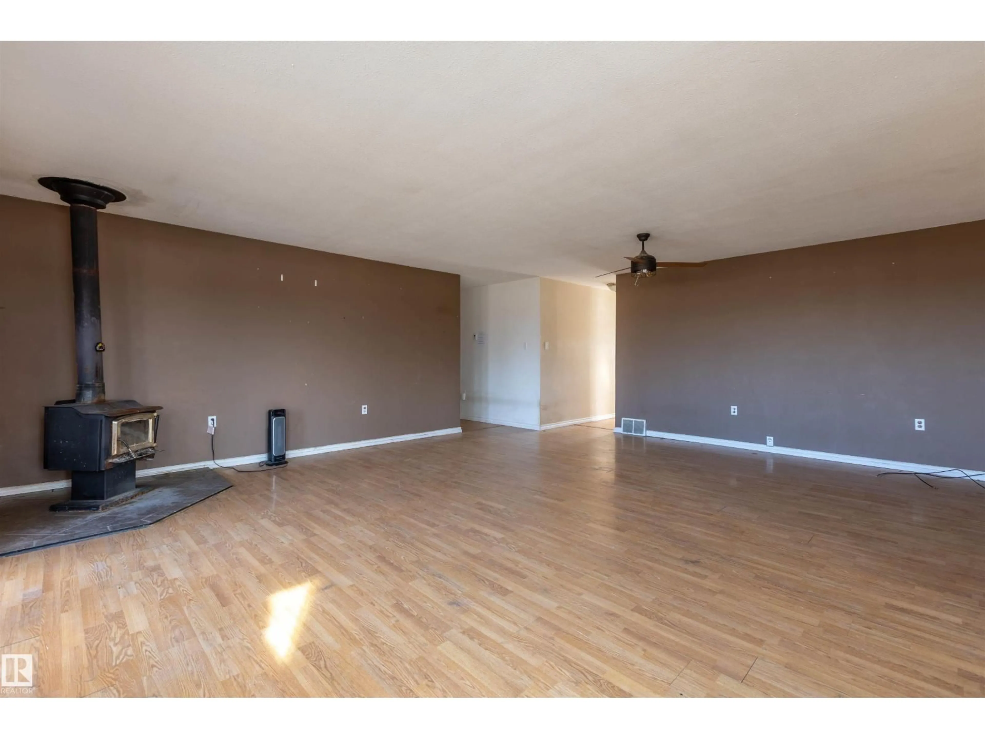 A pic of a room for 54516 RR 84, Rural Yellowhead Alberta T0E0T0