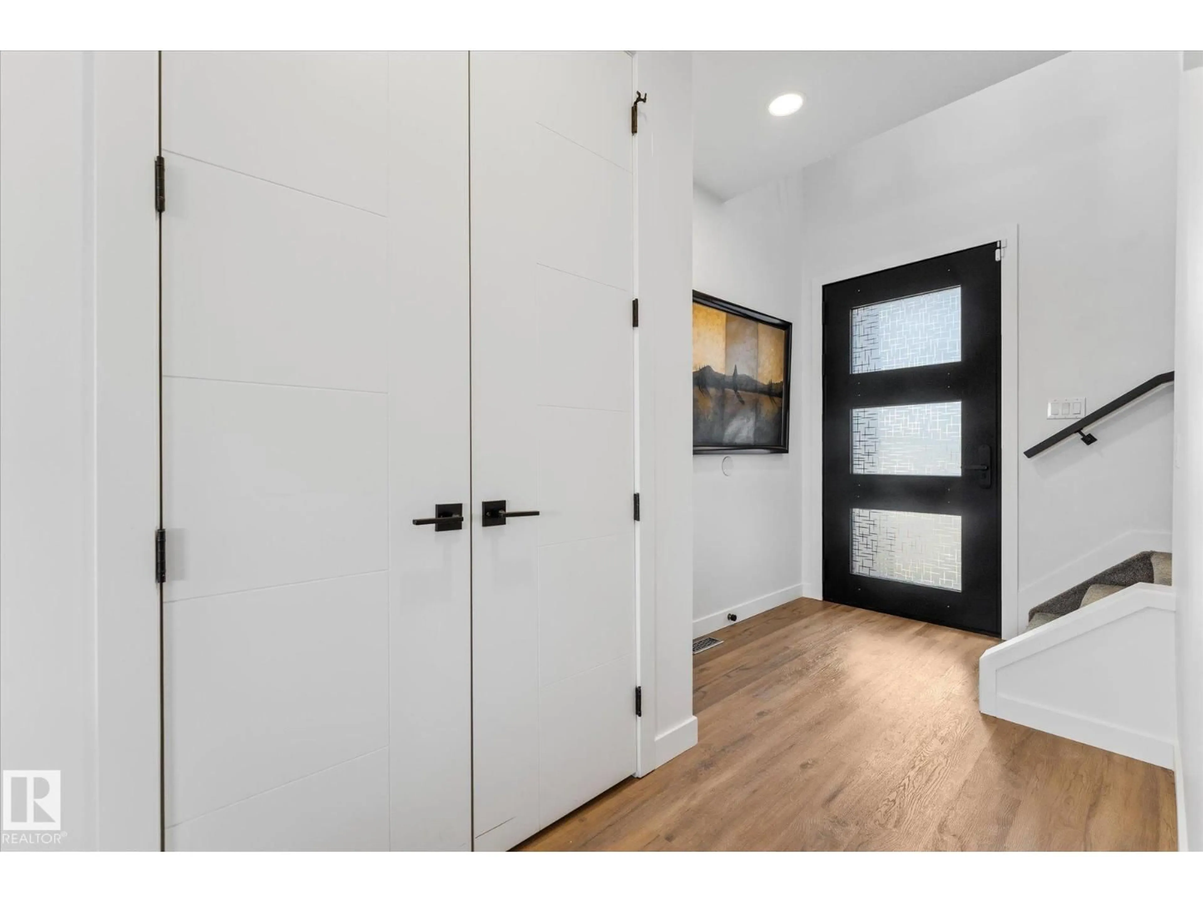 Indoor entryway for 9 BRUNSWYCK CR, Spruce Grove Alberta T7X0Y9