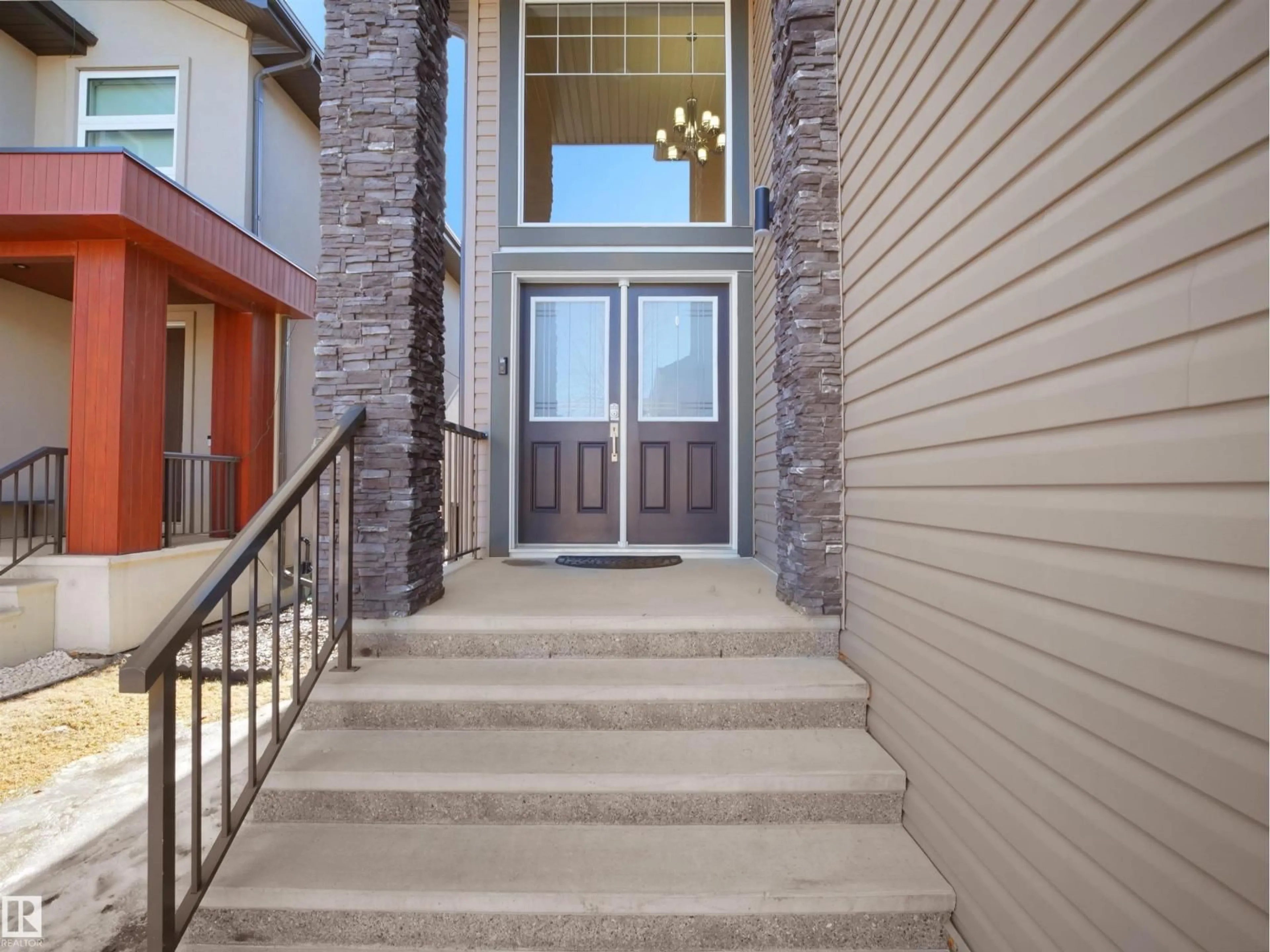 Indoor entryway for 3694 CLAXTON PL, Edmonton Alberta T6W2B5