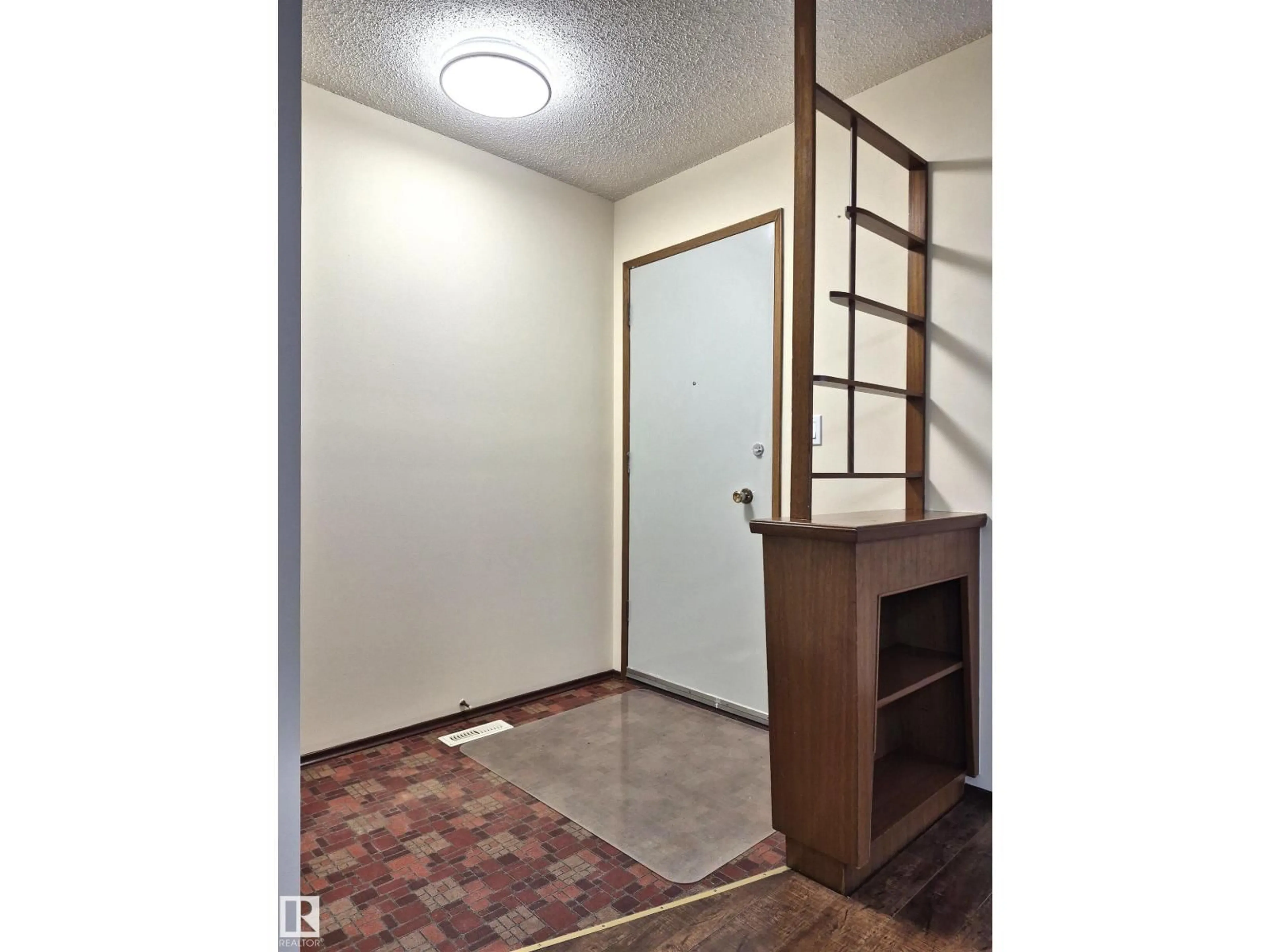 Unknown for NW - 8725 152 ST, Edmonton Alberta T5R1L9