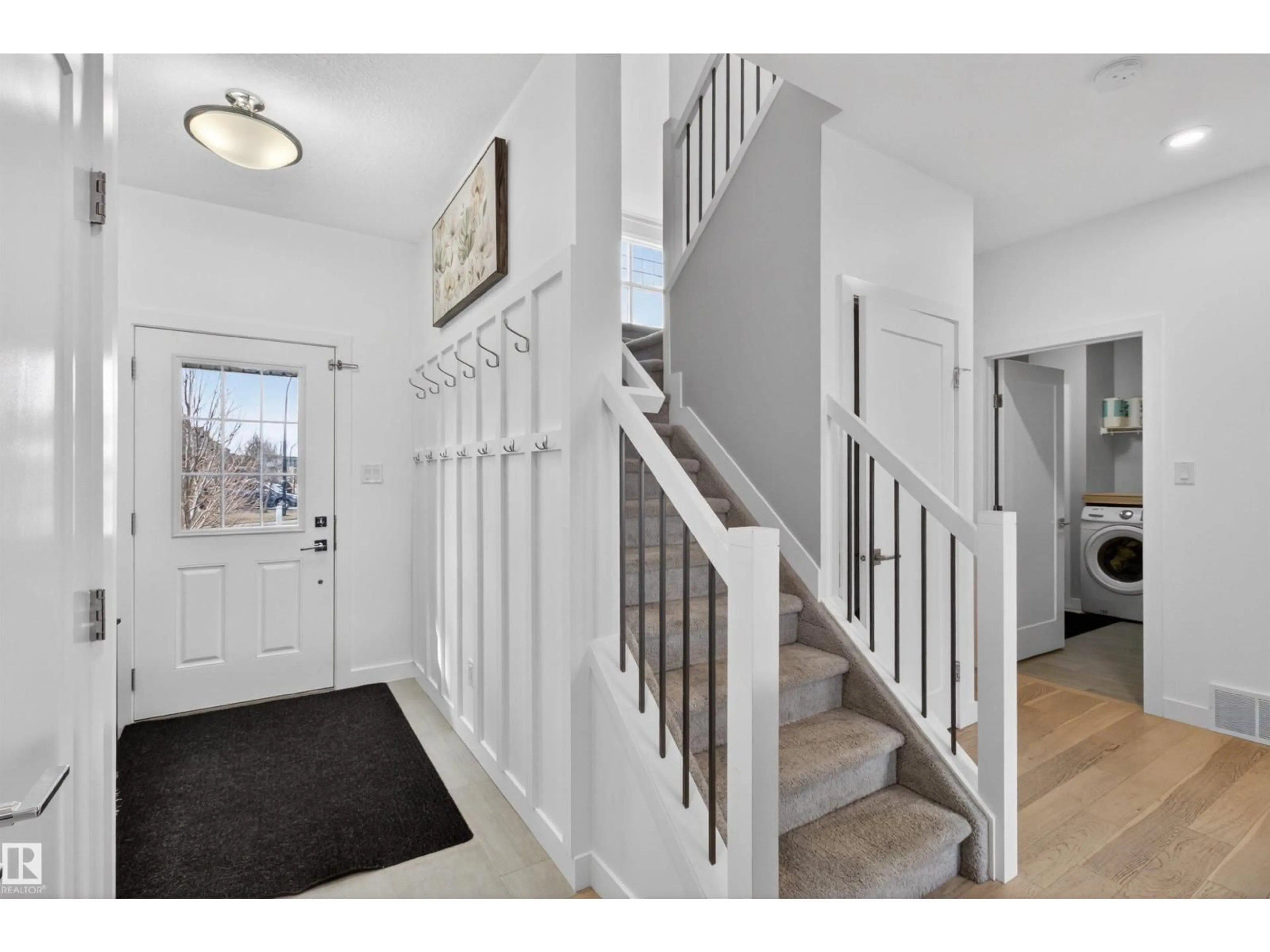 Indoor entryway for 42 PRESCOTT BV, Spruce Grove Alberta T7X0R4