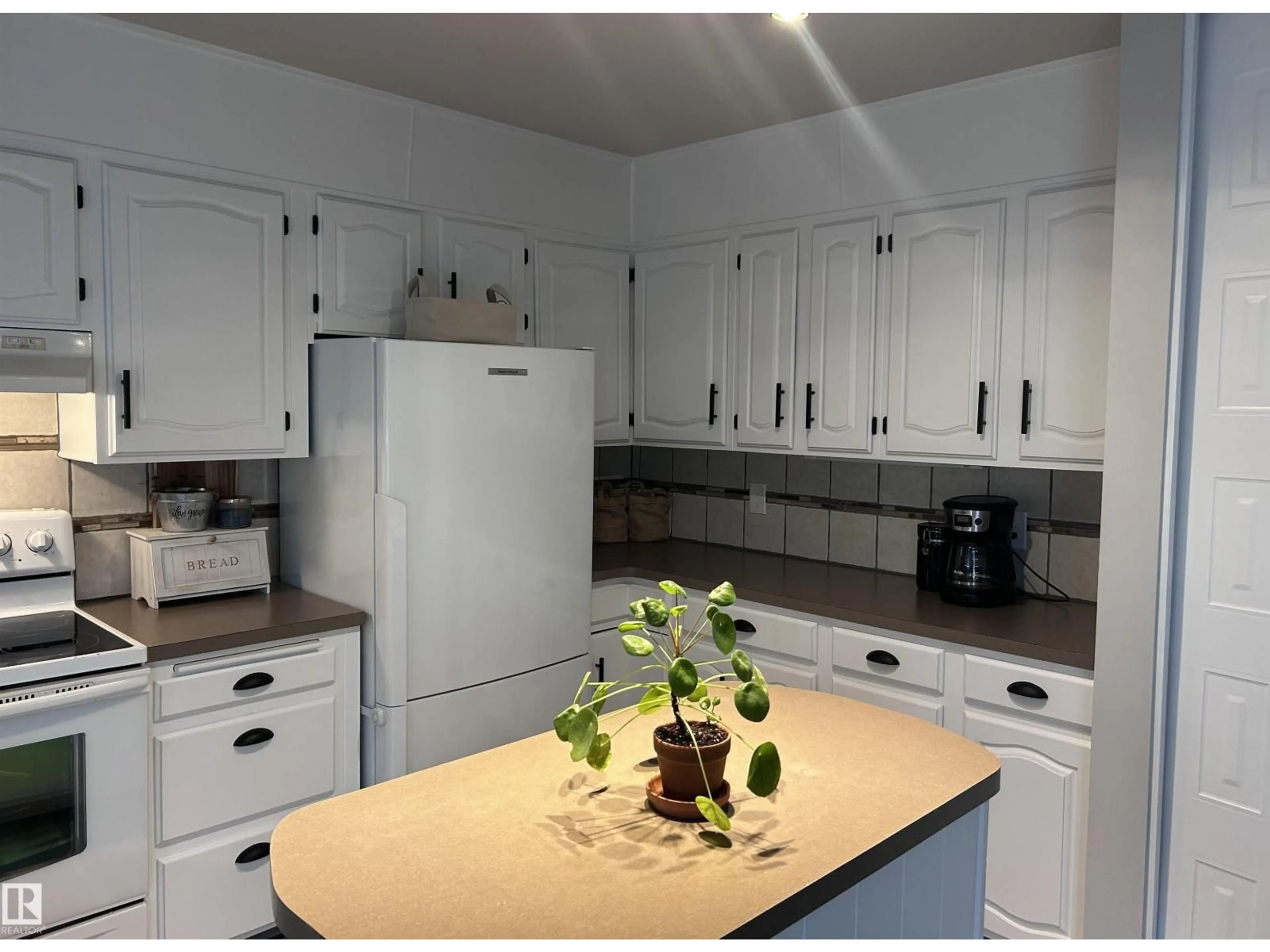 Unknown for 4515 54 AVE, Tofield Alberta T0B4J0