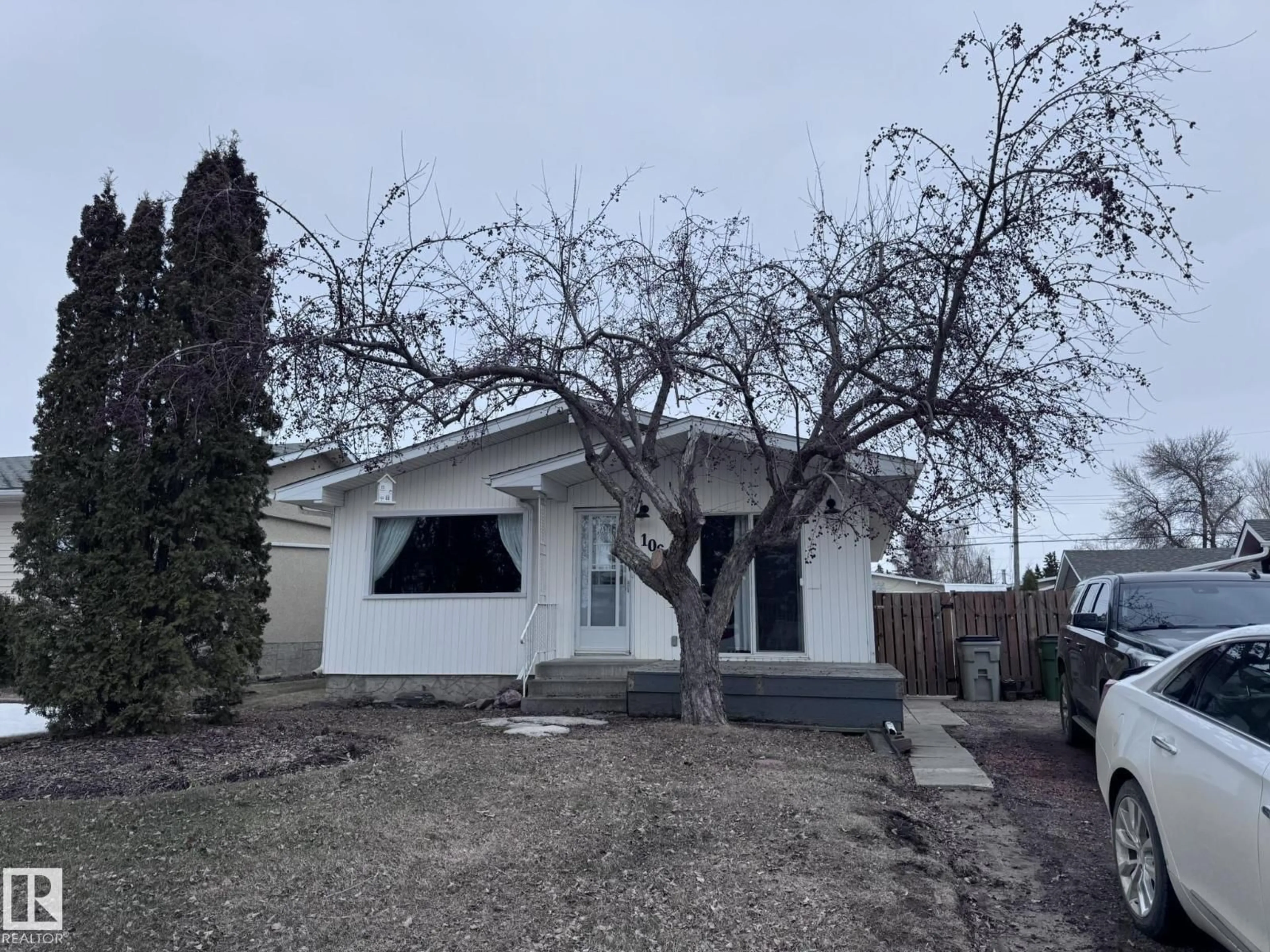 A pic from outside/outdoor area/front of a property/back of a property/a pic from drone, street for 10631 105 STREET, Westlock Alberta T7P1M7