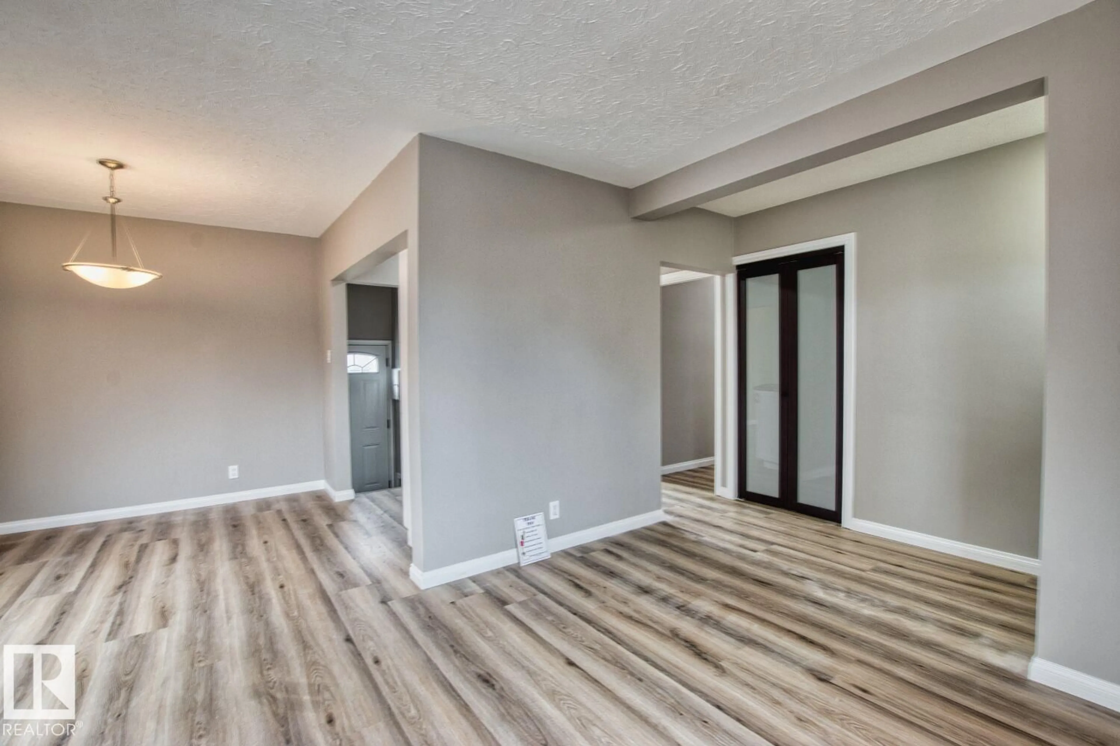 A pic of a room for NW - 8916 148 ST, Edmonton Alberta T5R1A1