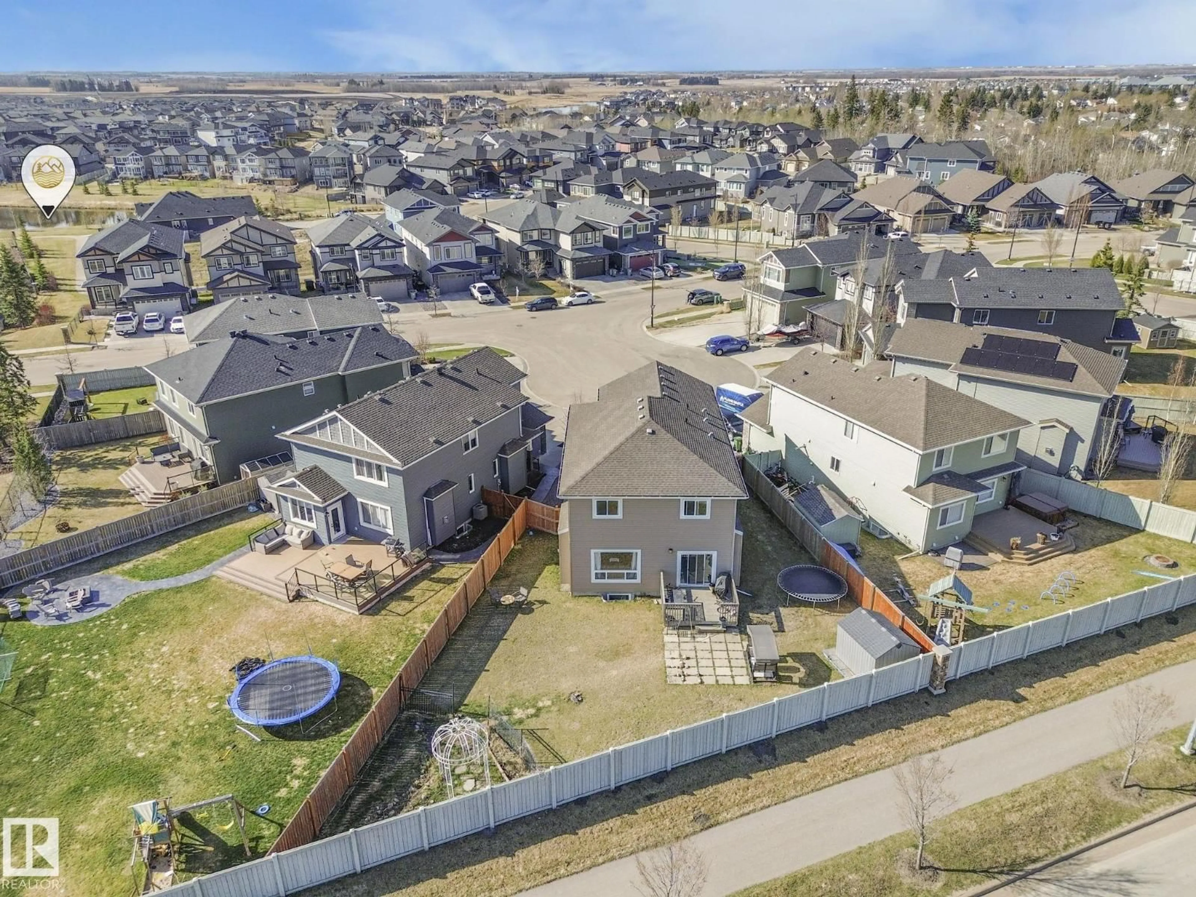 A pic from outside/outdoor area/front of a property/back of a property/a pic from drone, street for 3910 49 AV, Beaumont Alberta T4X1Y8