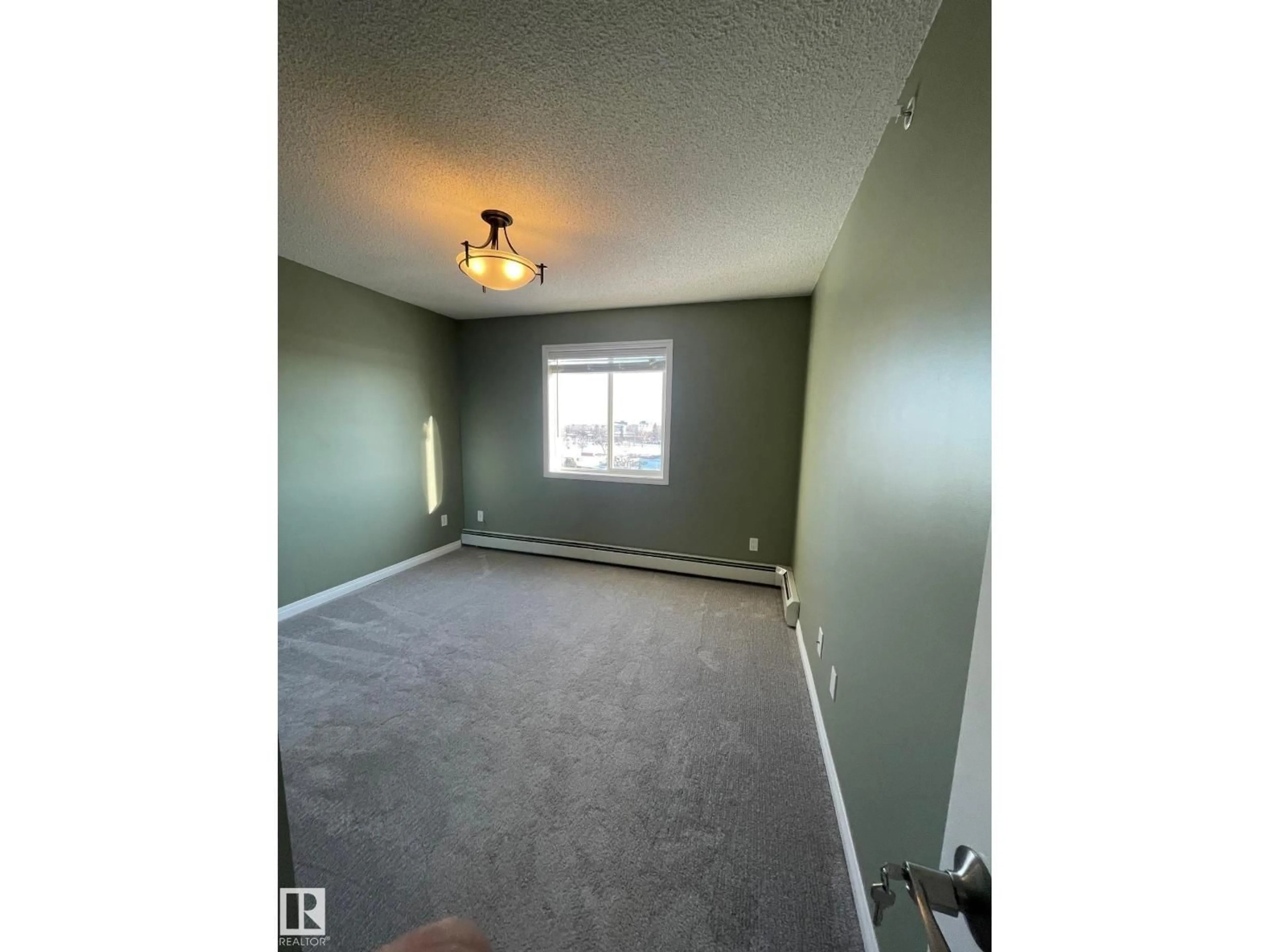 A pic of a room for #509 - 11325 83 ST, Edmonton Alberta T5B4W5
