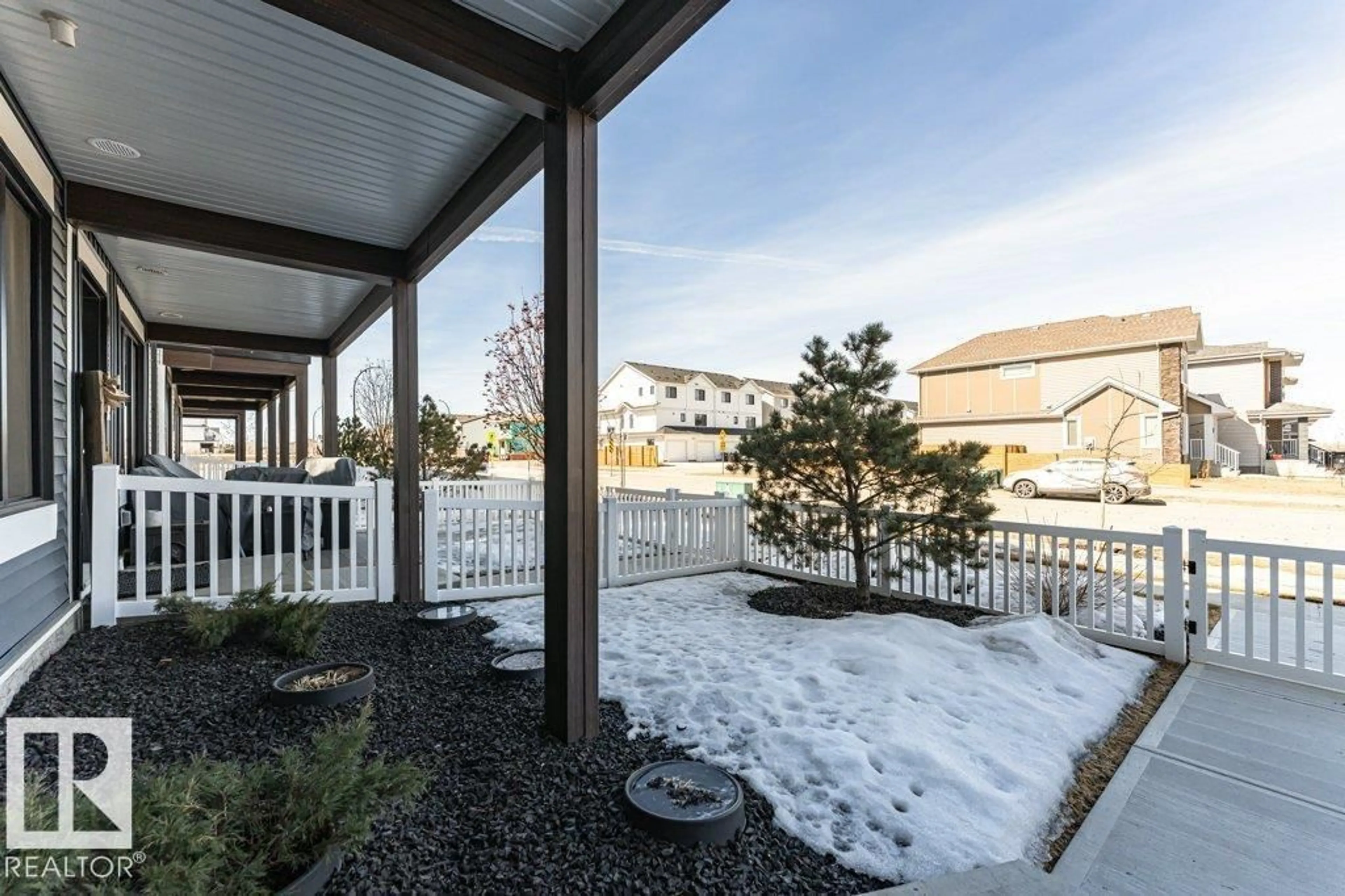 Patio, street for 1269 MCLEOD AV, Spruce Grove Alberta T7X2Y4