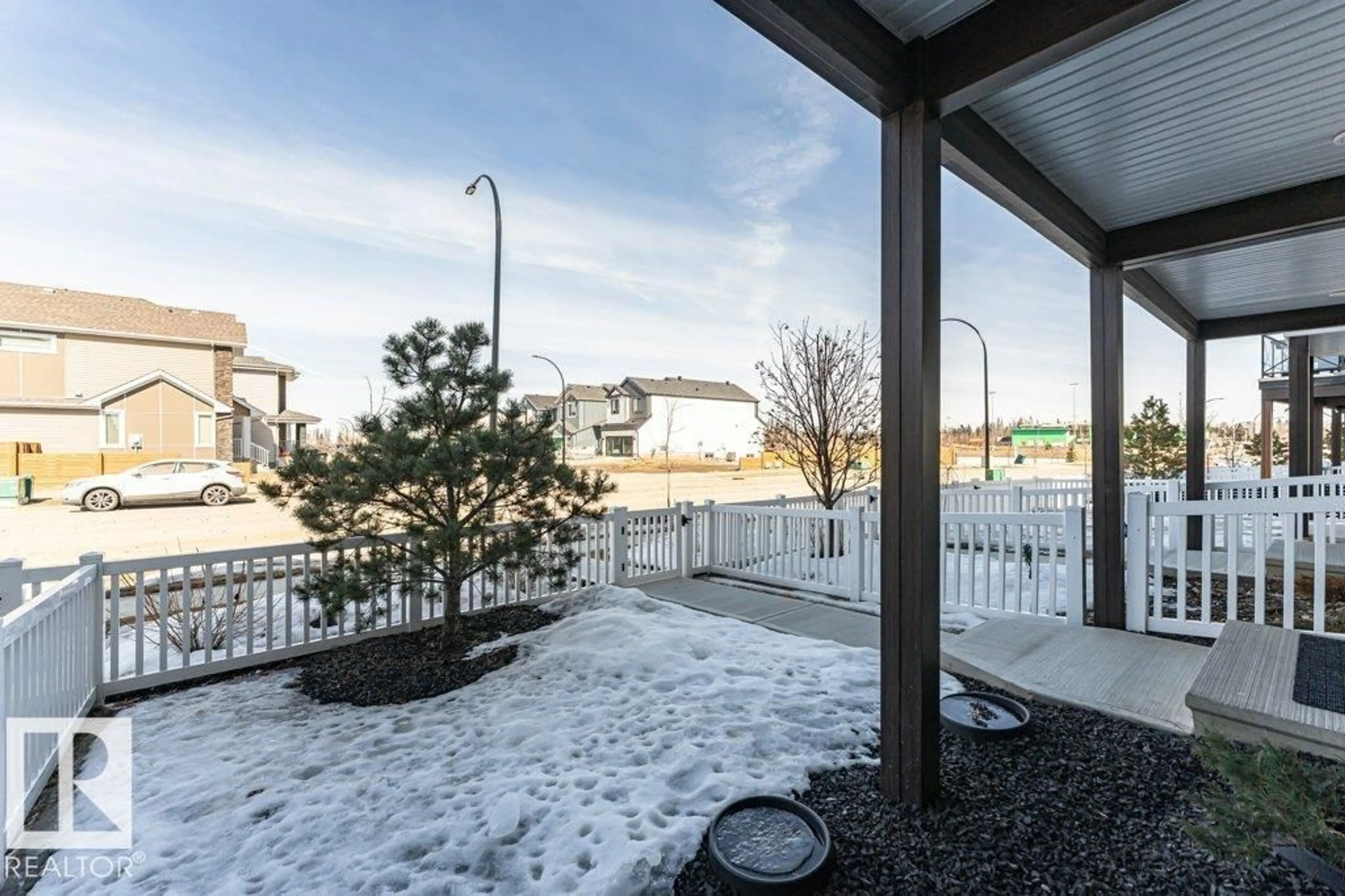 Patio, unknown for 1269 MCLEOD AV, Spruce Grove Alberta T7X2Y4