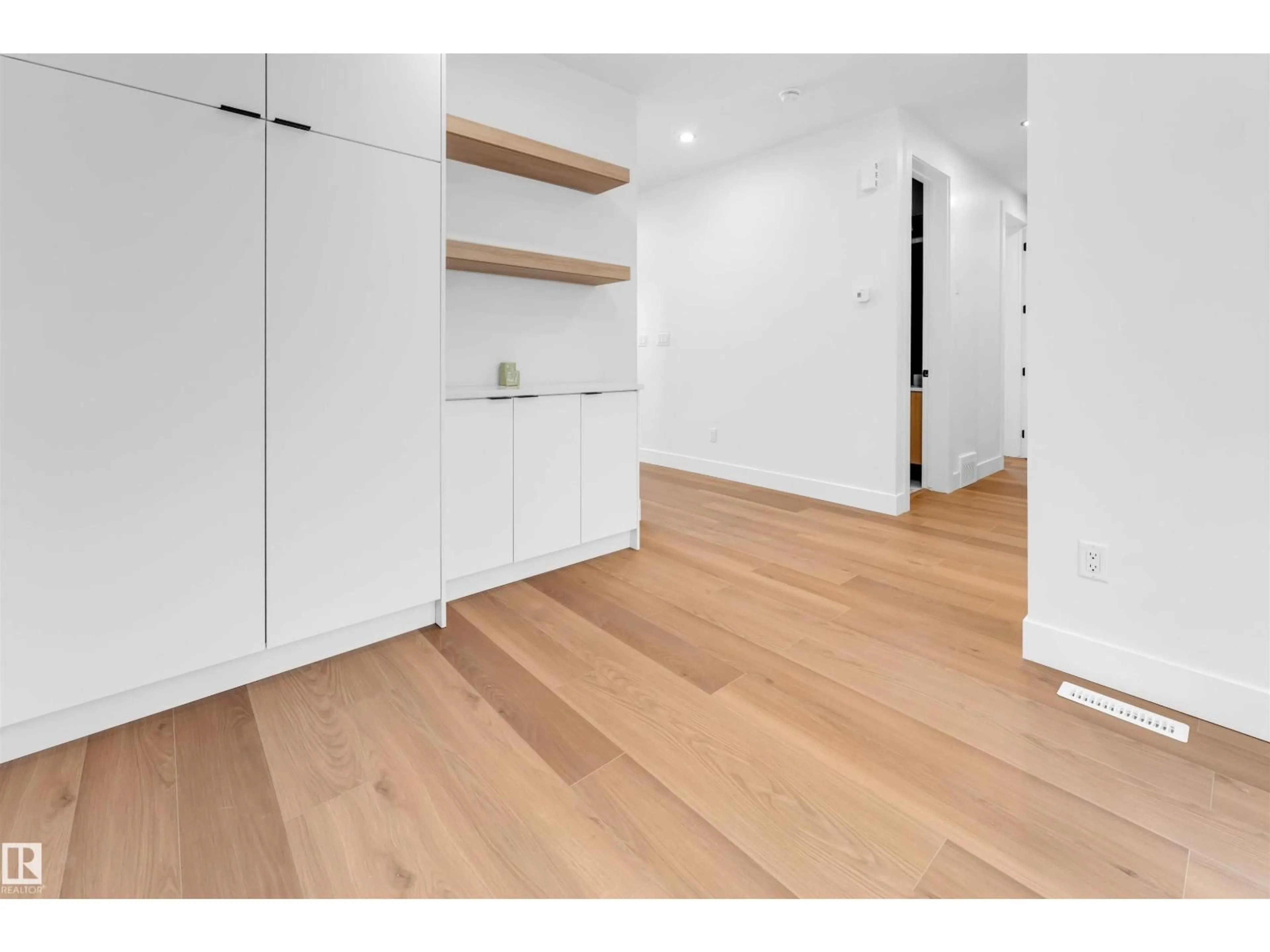 Unknown for 152 EDGEWATER CI, Leduc Alberta T9E1K5