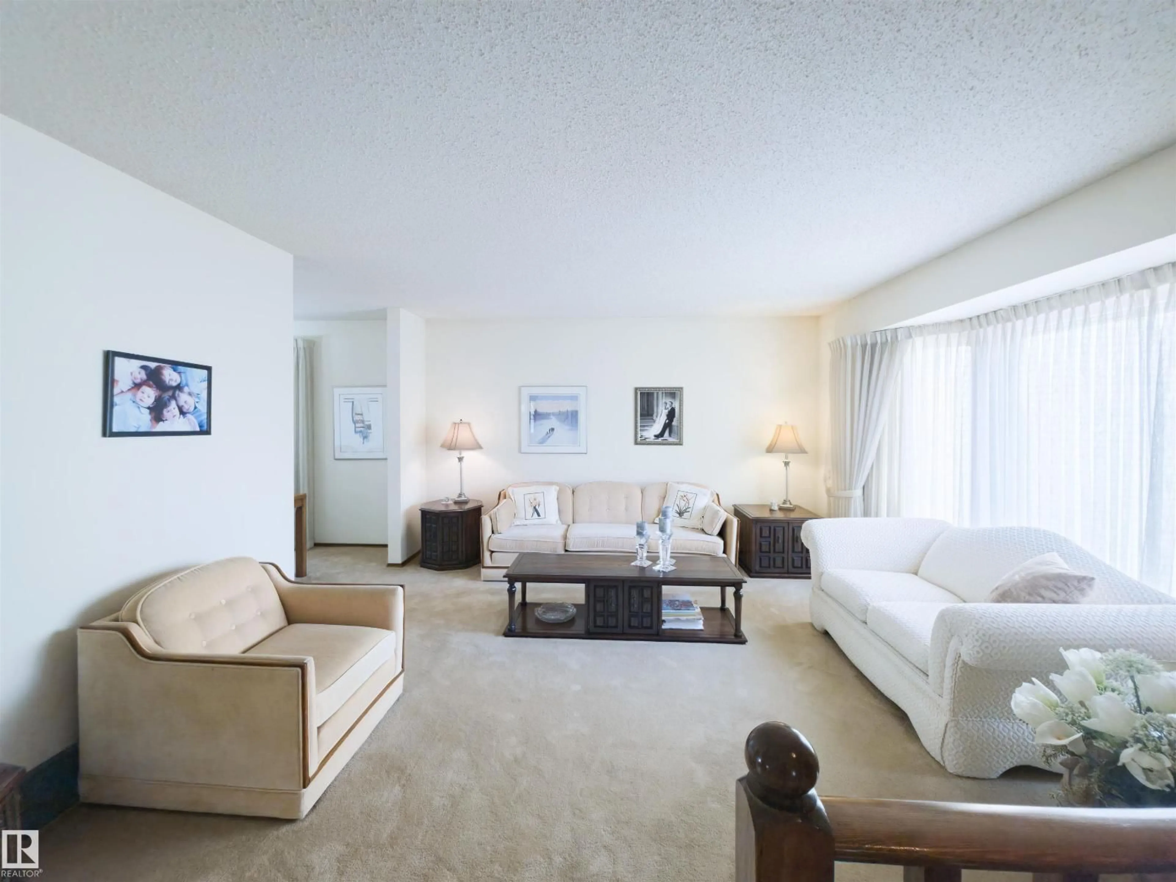 Living room with furniture, unknown for 119 CASTLE KEEP NW, Edmonton Alberta T5X5K6