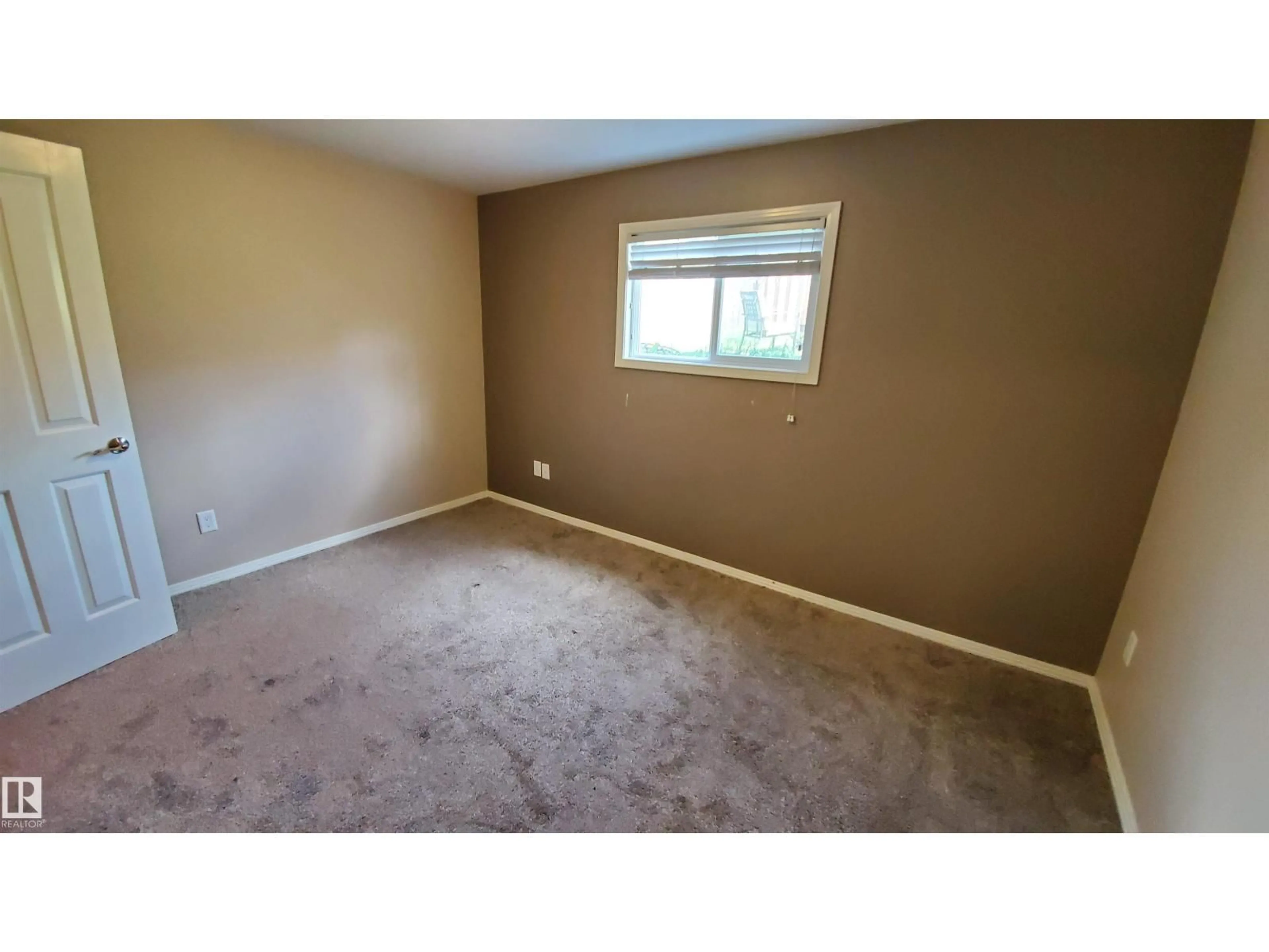 A pic of a room for 2103 - 1601 8 AV, Cold Lake Alberta T9M0J9