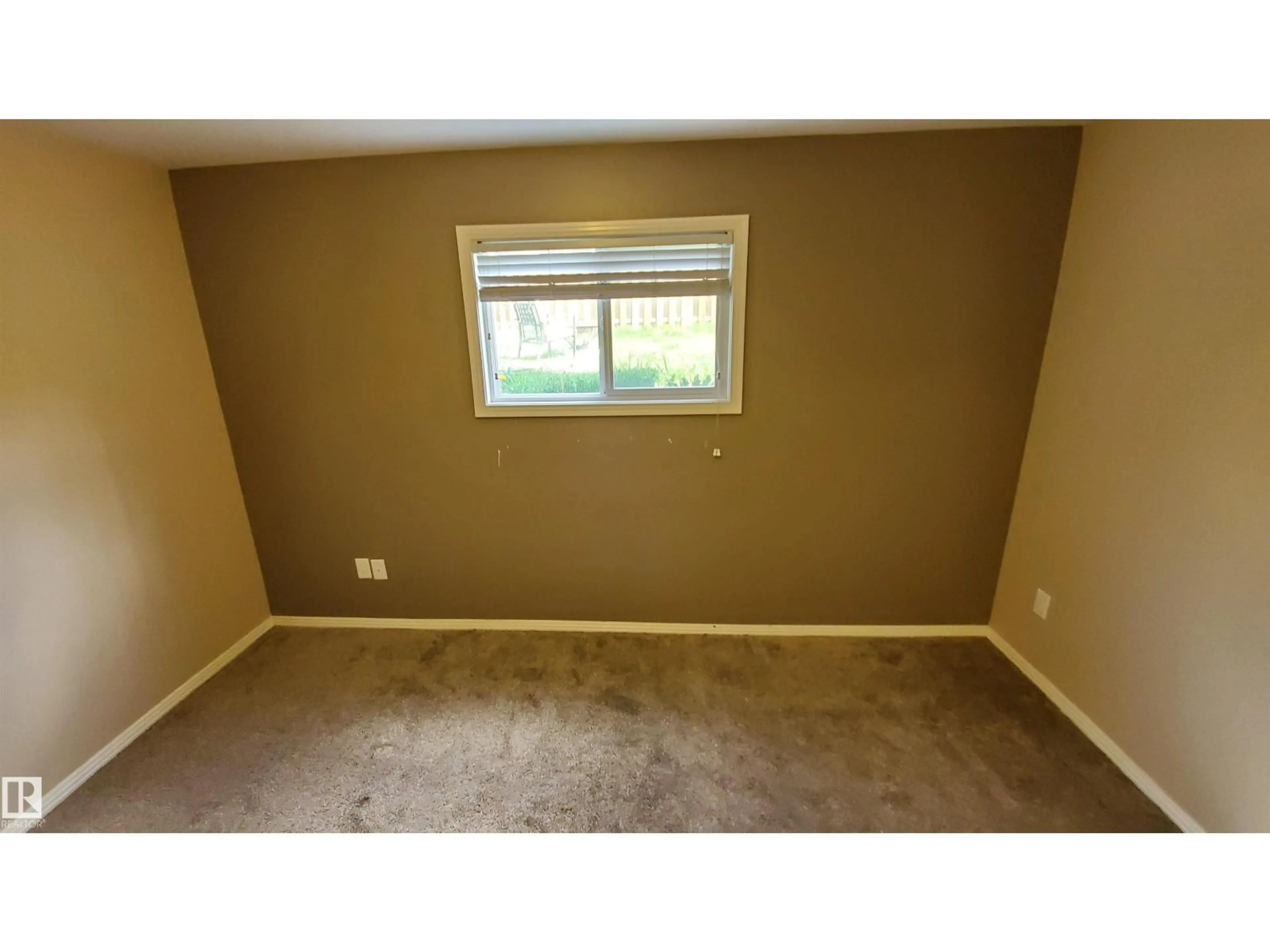 A pic of a room for 2103 - 1601 8 AV, Cold Lake Alberta T9M0J9