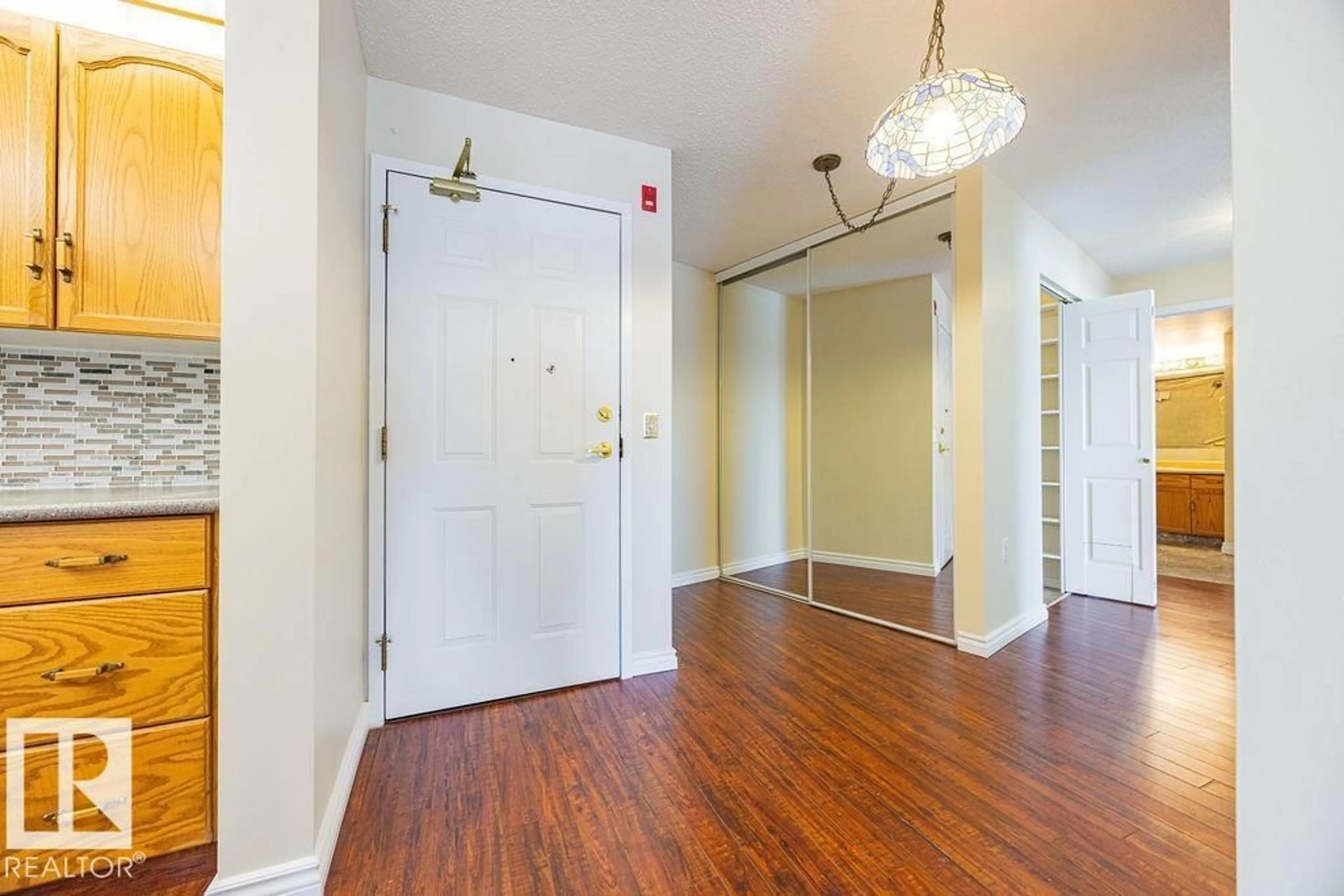 Unknown for 305 - 9926 100 AV, Fort Saskatchewan Alberta T8L4E3